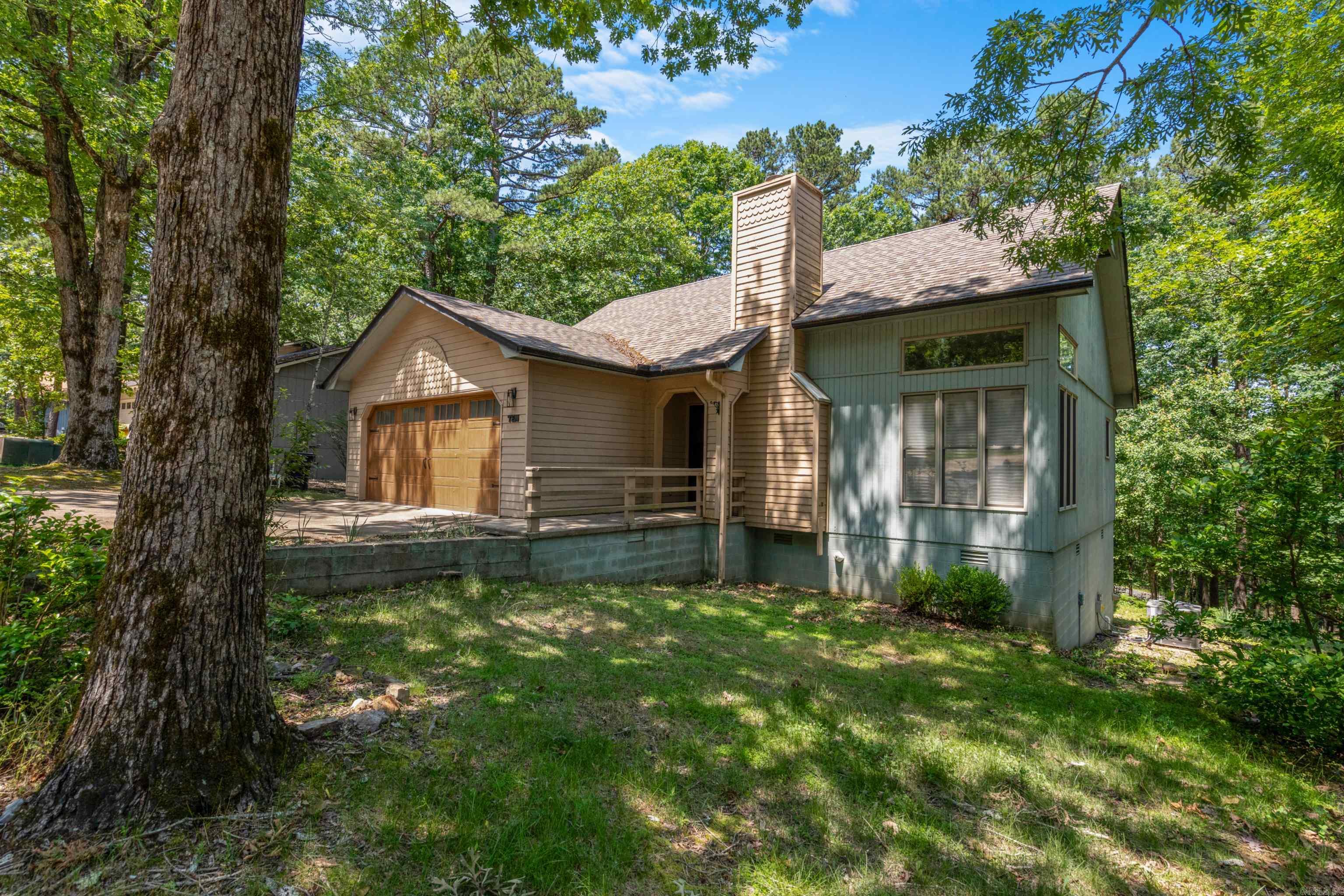 10  Balenciaga  Hot Springs Village, AR