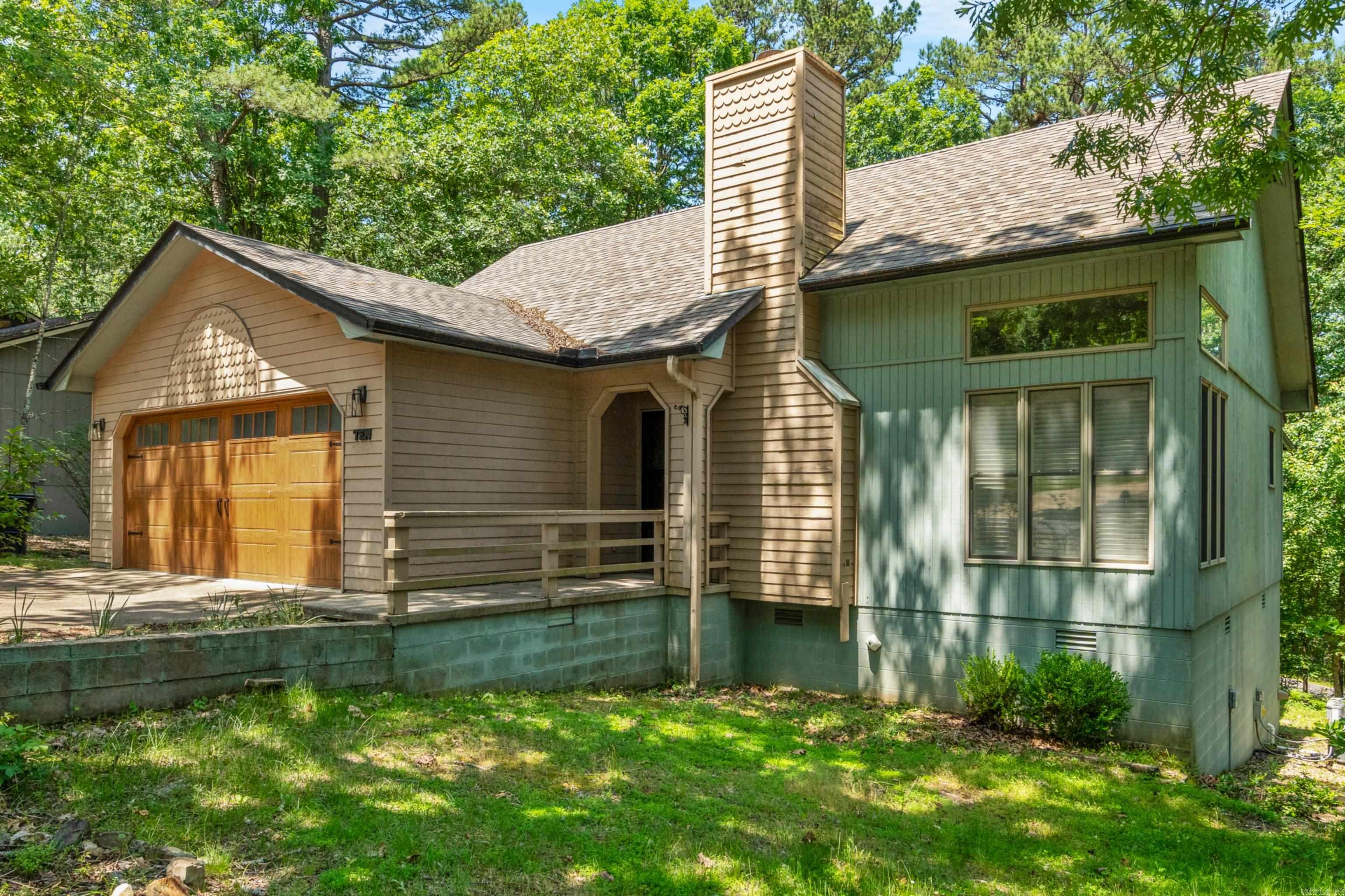 10  Balenciaga  Hot Springs Village, AR