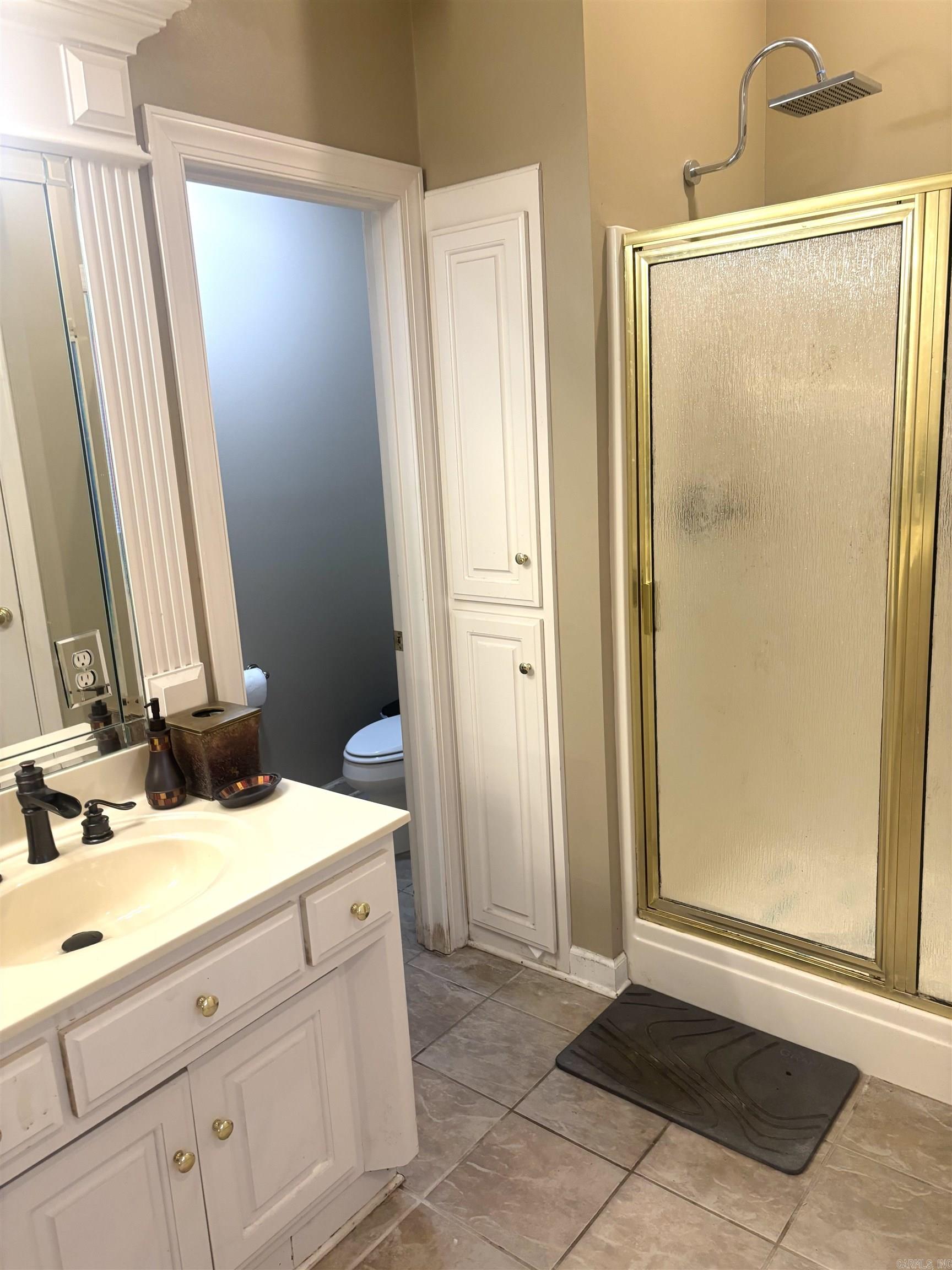136 Nemours Ct Maumelle, AR 72113