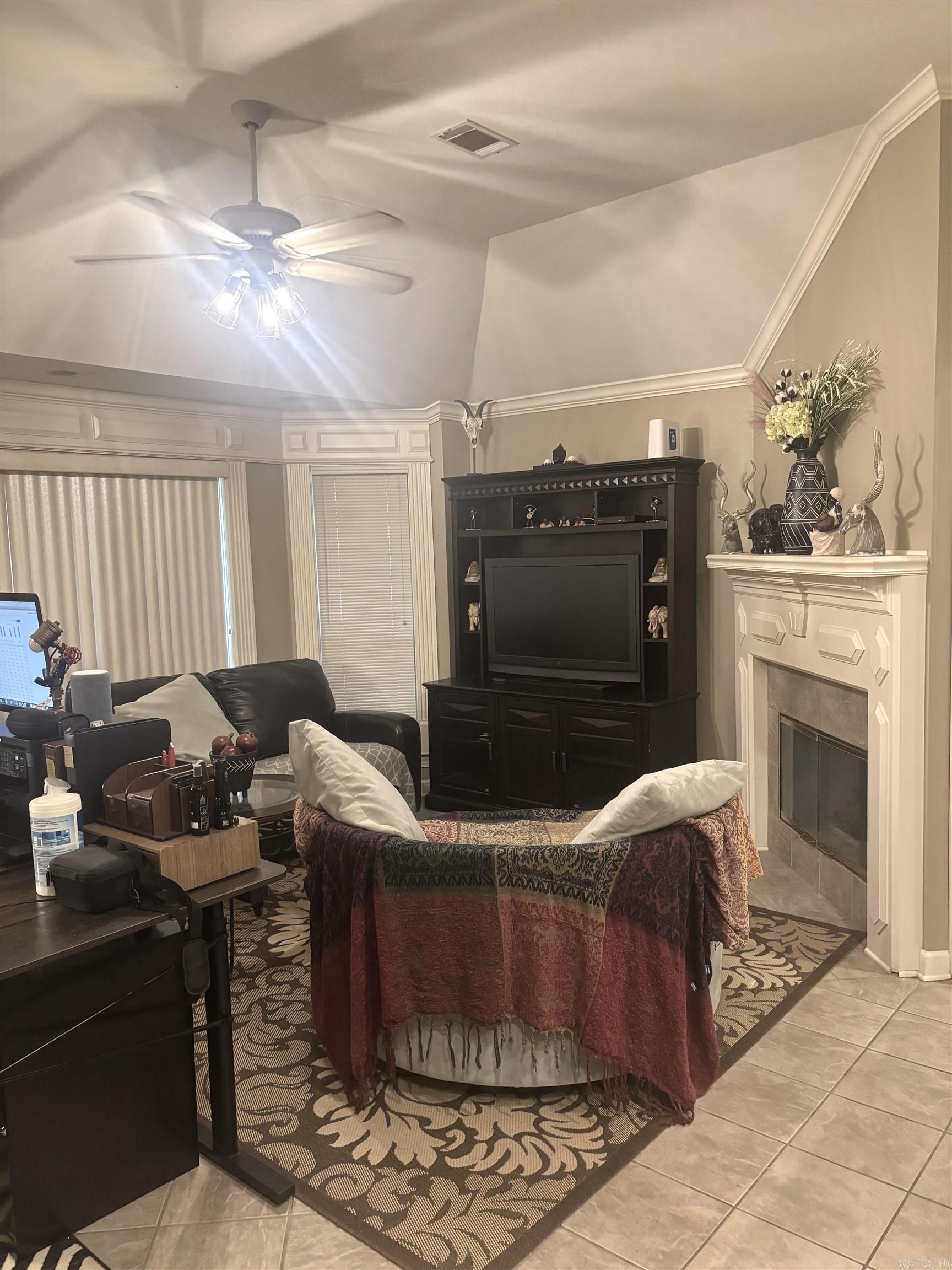 136  Nemours Ct  Maumelle, AR