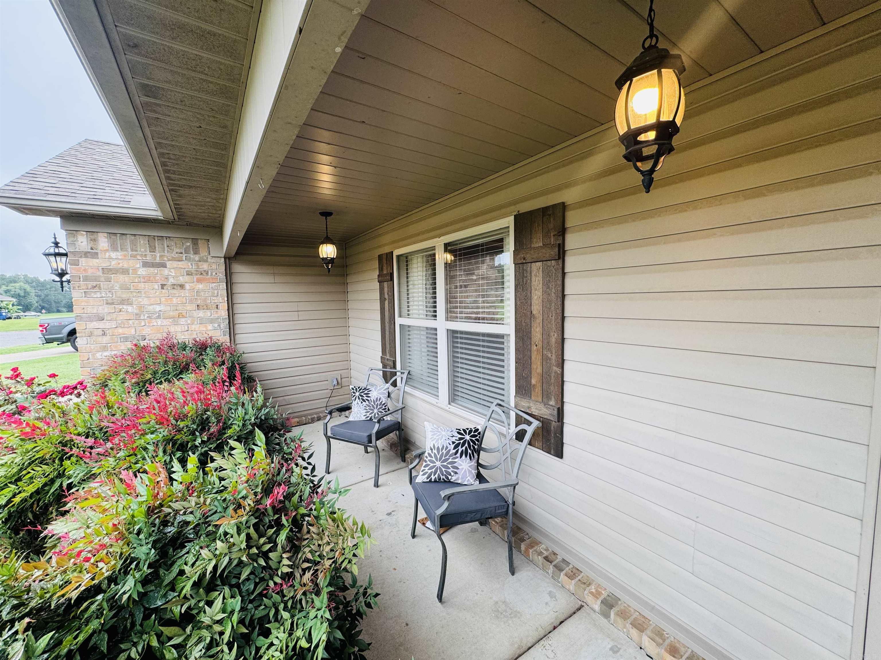 112  seminole  Austin, AR