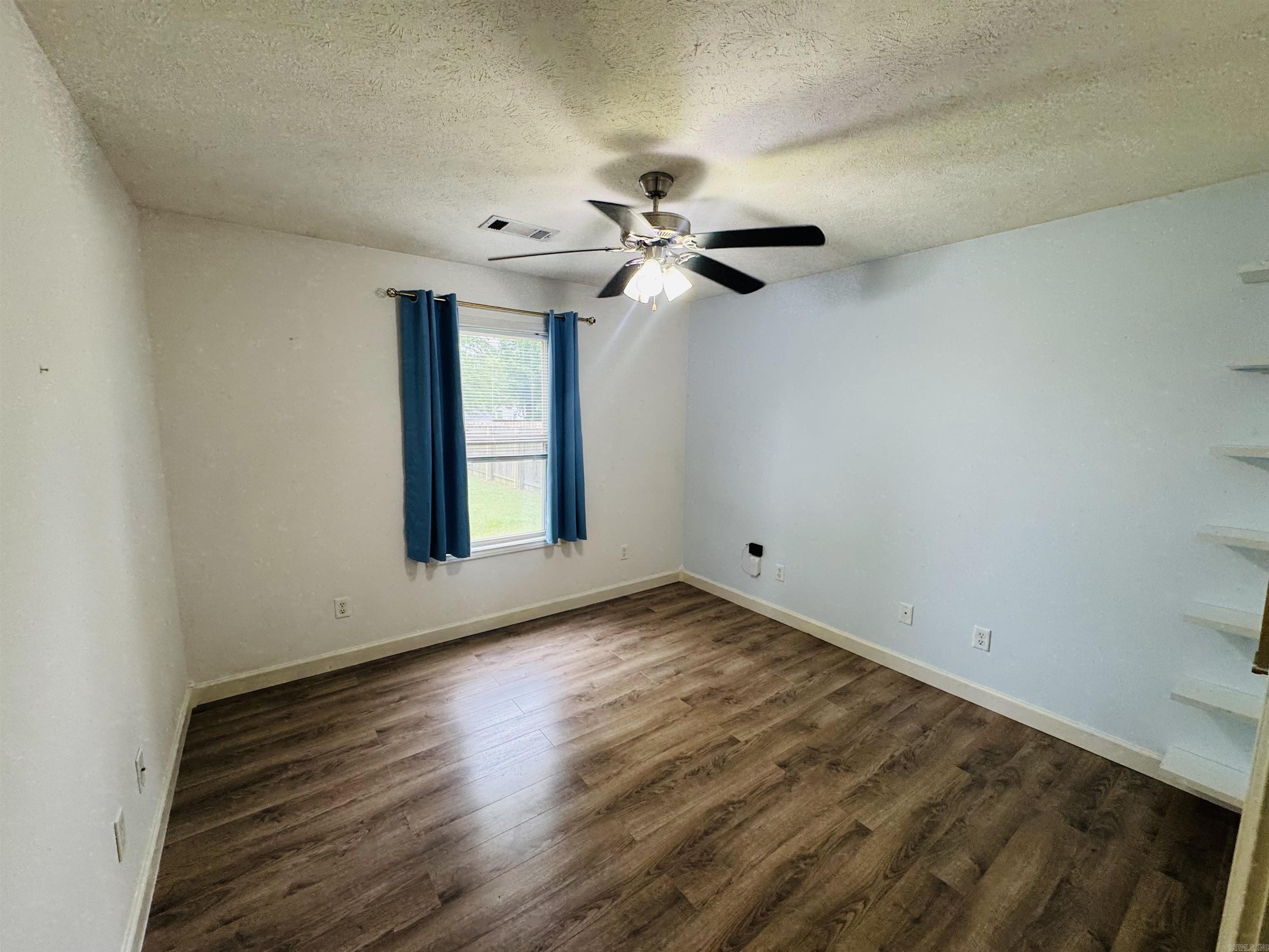 112  seminole  Austin, AR