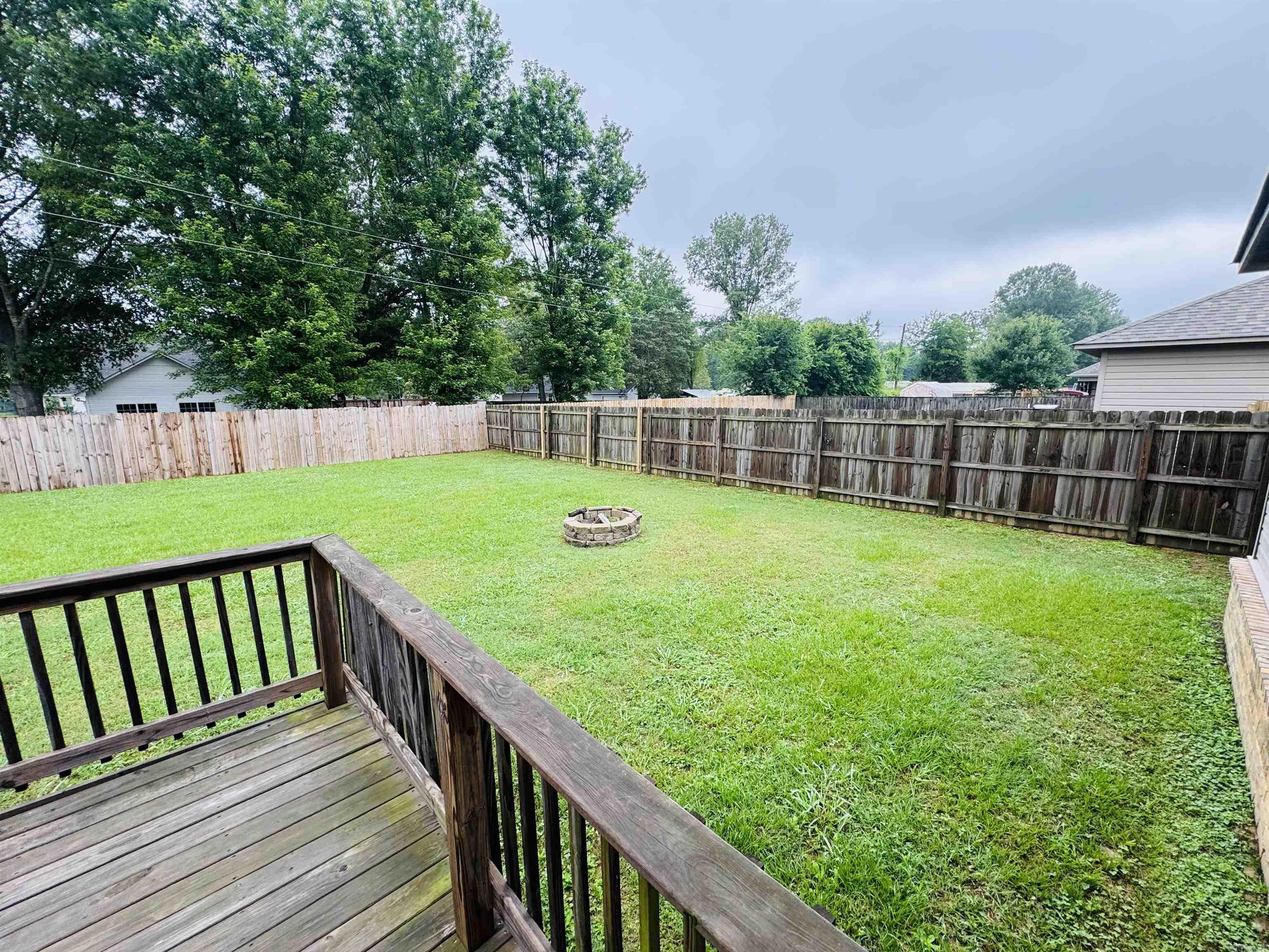 112  seminole  Austin, AR