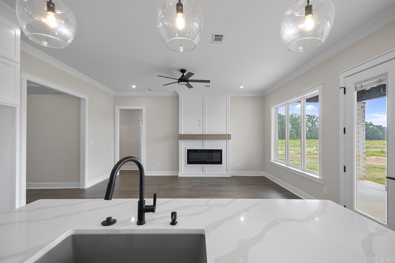 117 Corniche Lane Maumelle, AR 72113