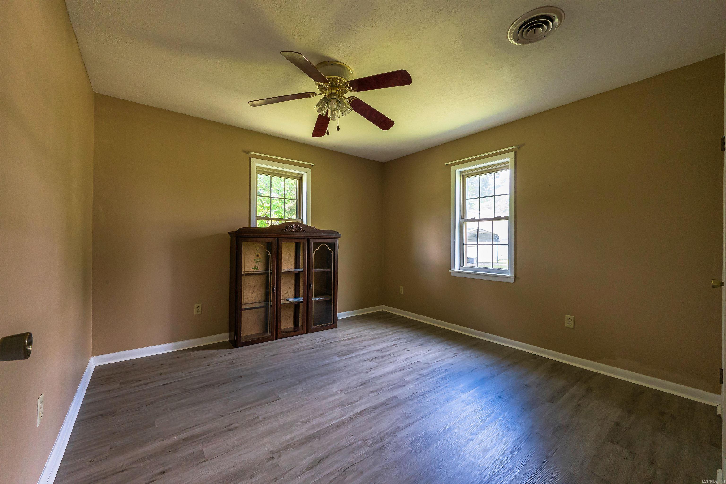 89  Wish St.  Pleasant Plains, AR