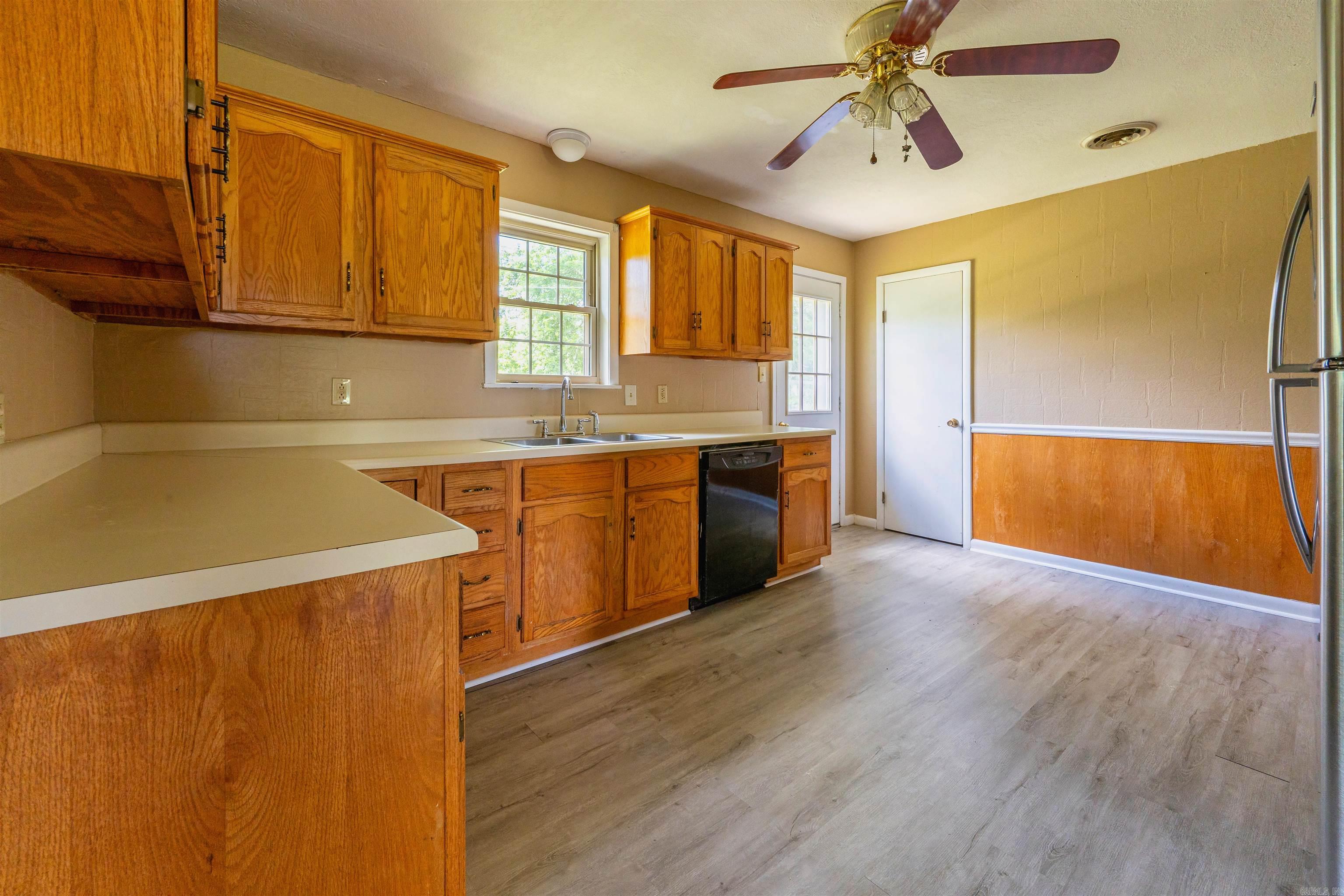 89  Wish St.  Pleasant Plains, AR