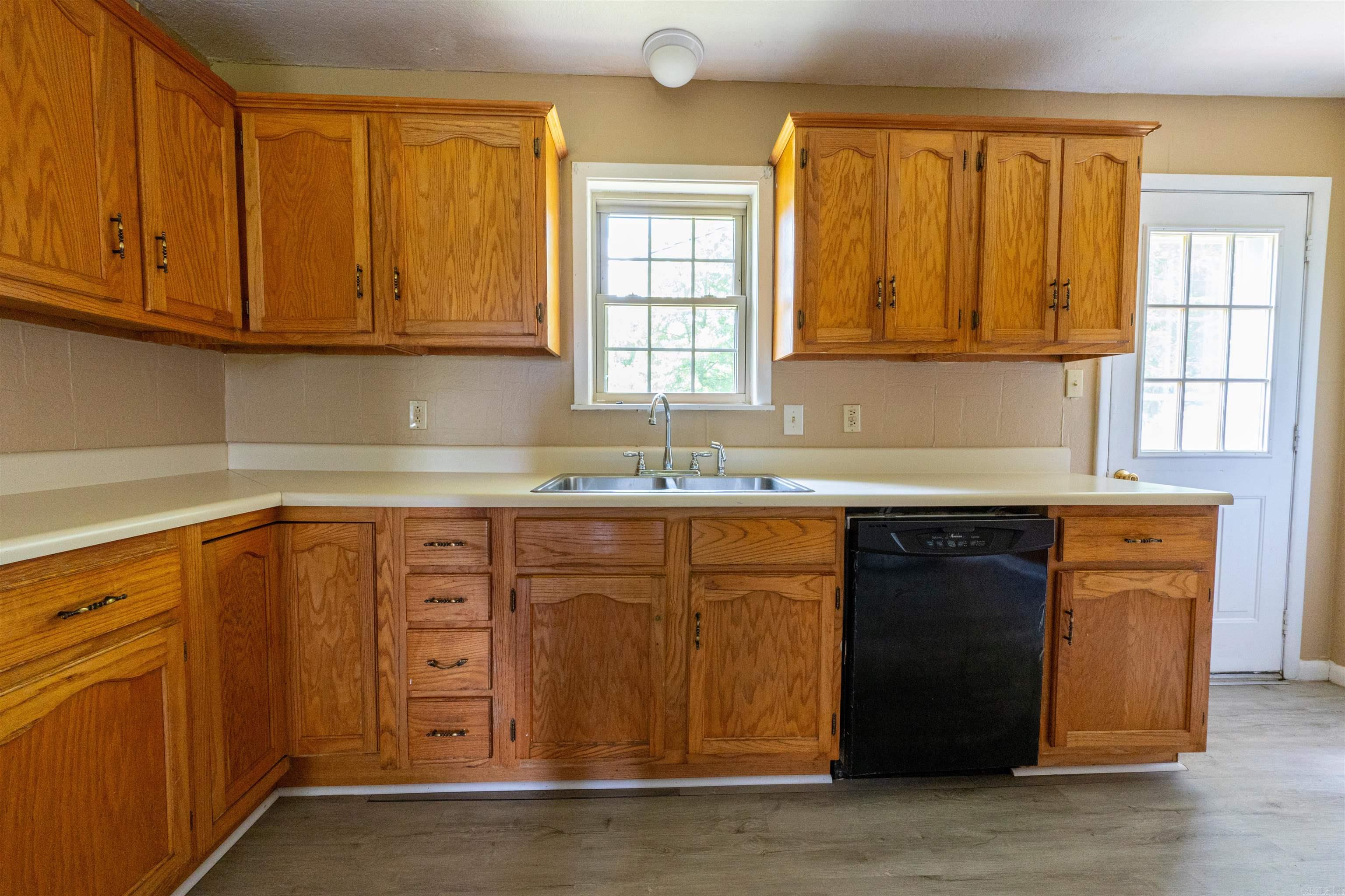 89  Wish St.  Pleasant Plains, AR