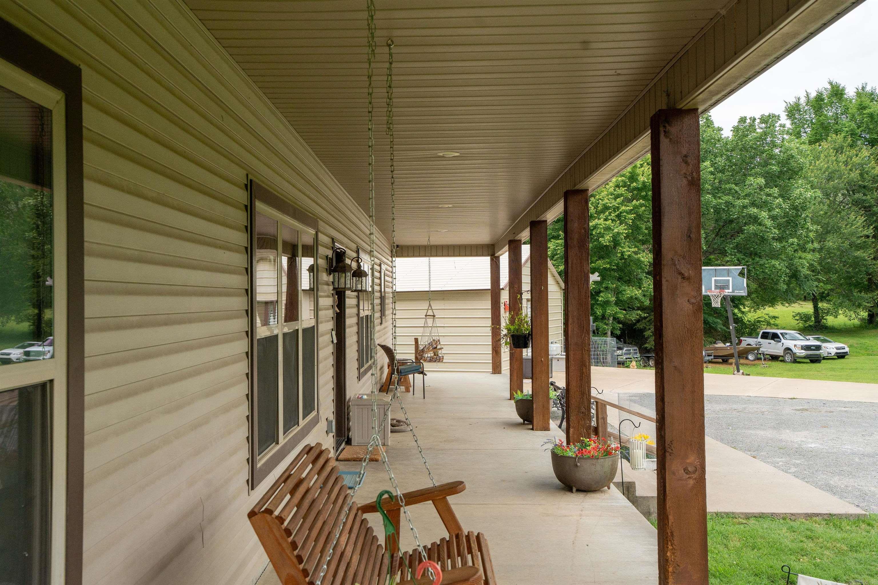 711  Batesville Mountain  Damascus, AR