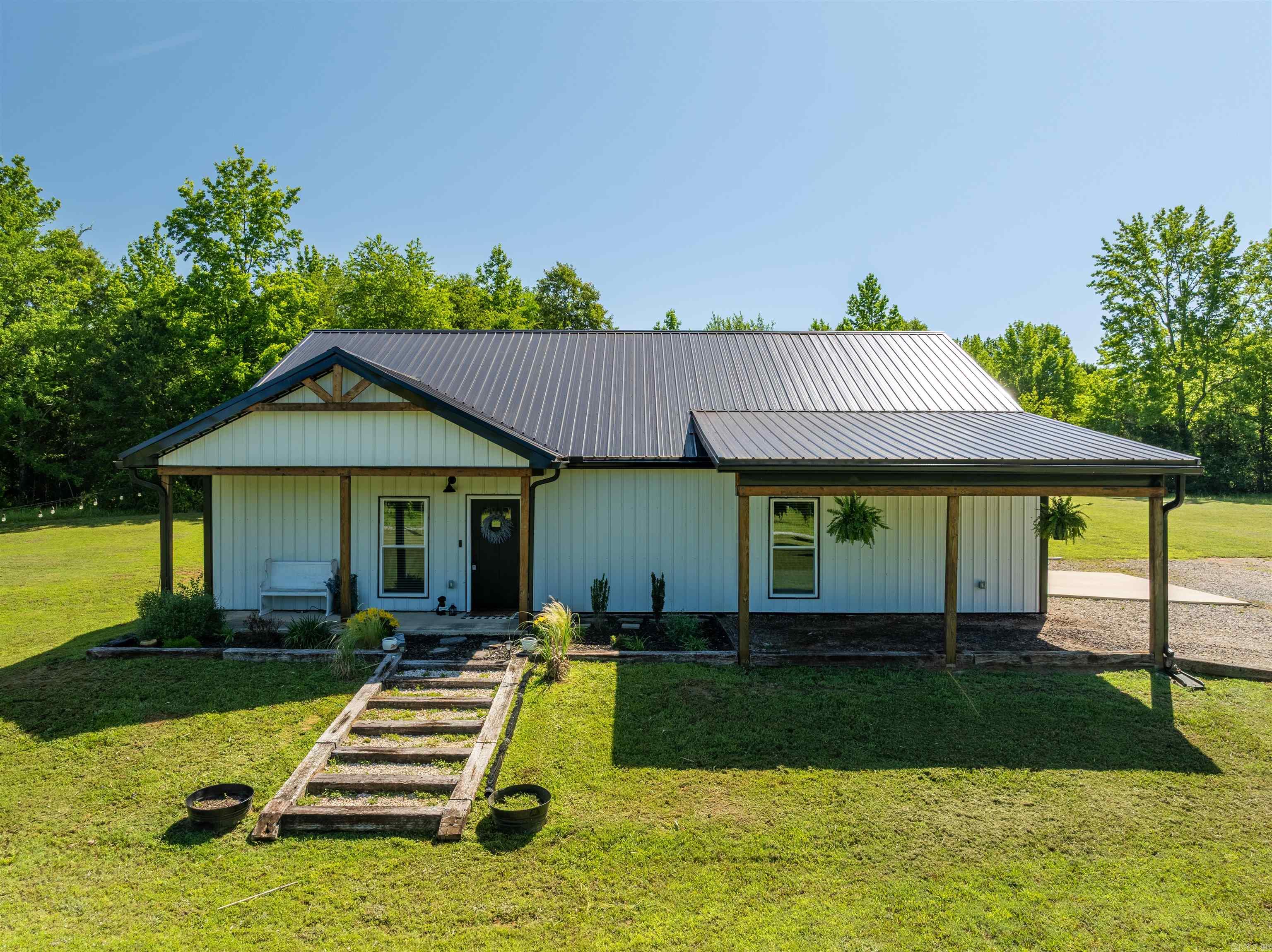 494  Scoggins  Bradford, AR