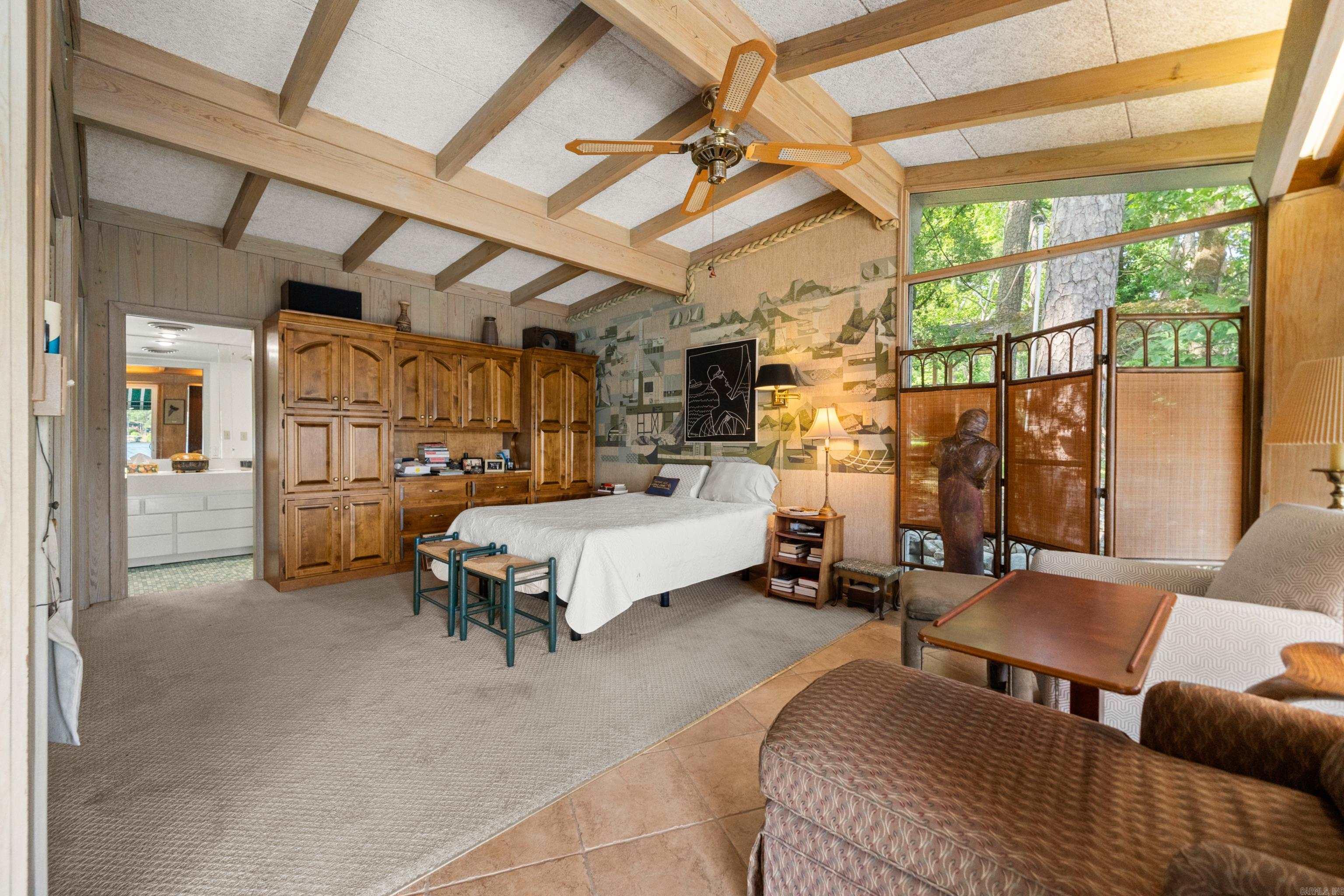 195  PENINSULA  Hot Springs, AR