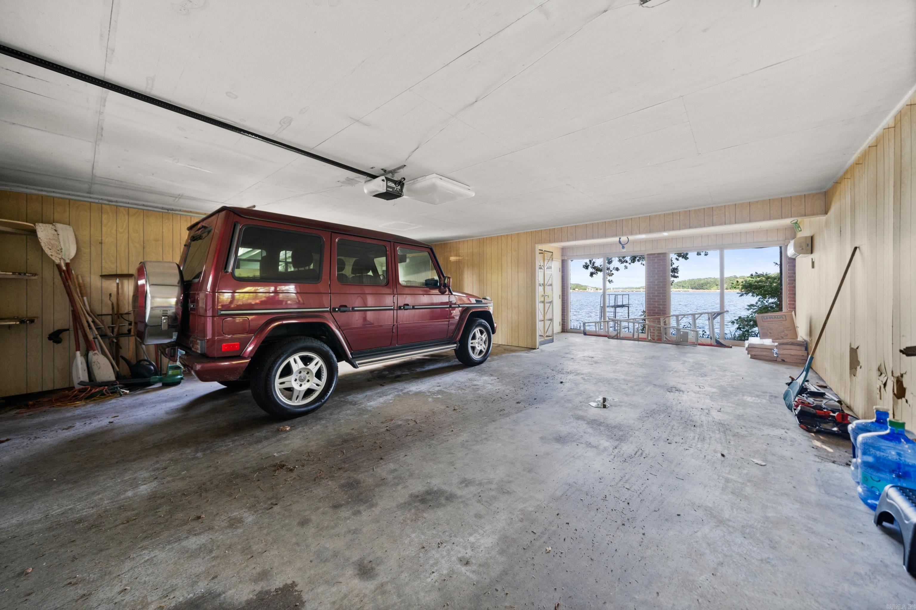 195  PENINSULA  Hot Springs, AR