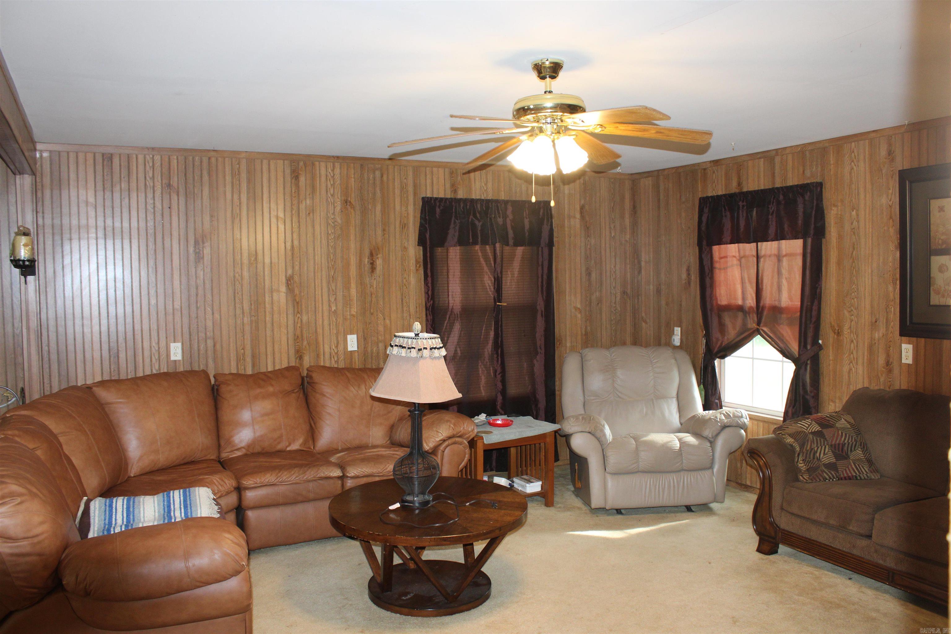129  Conrad Dr  Higden, AR