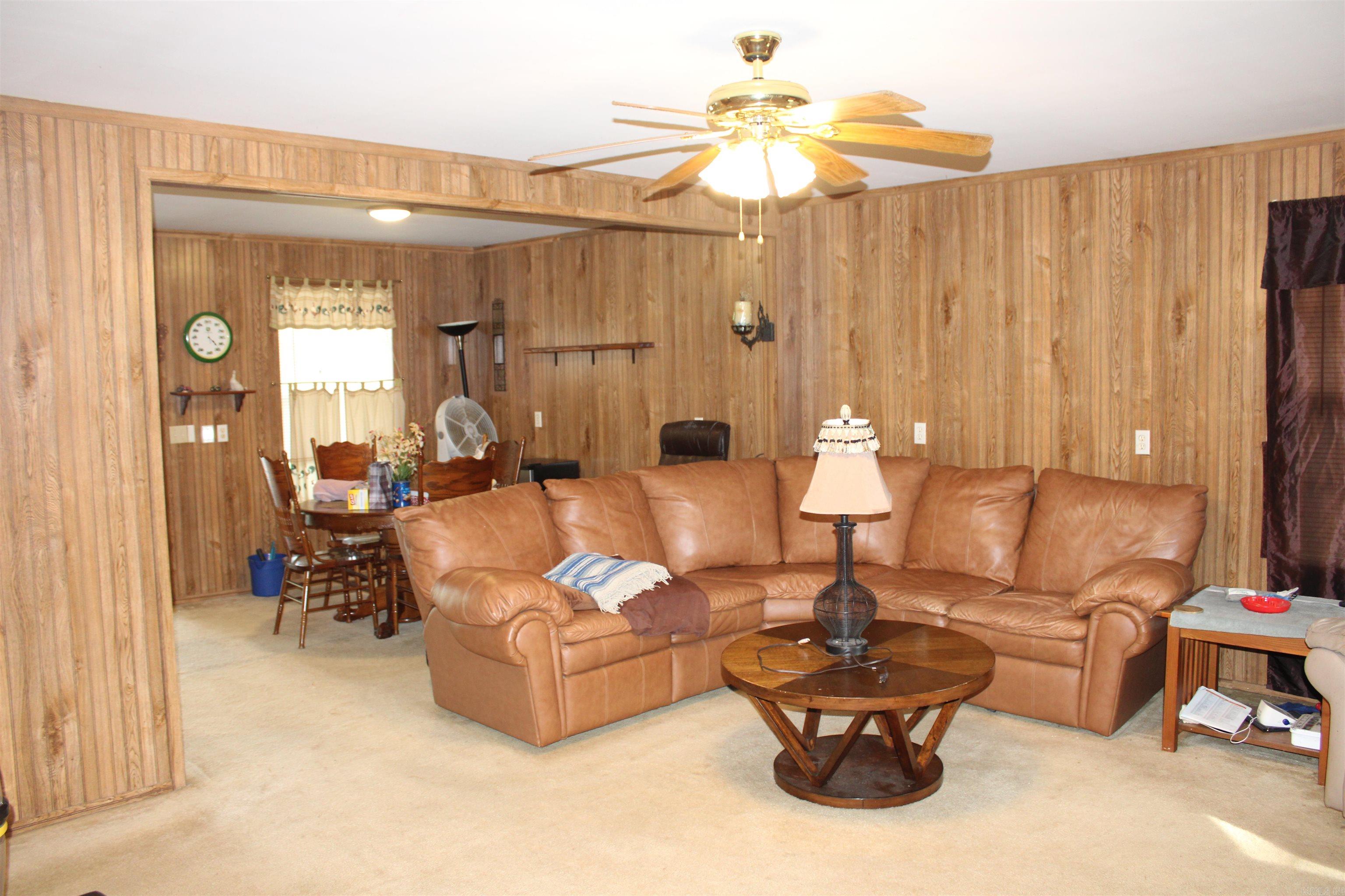 129  Conrad Dr  Higden, AR