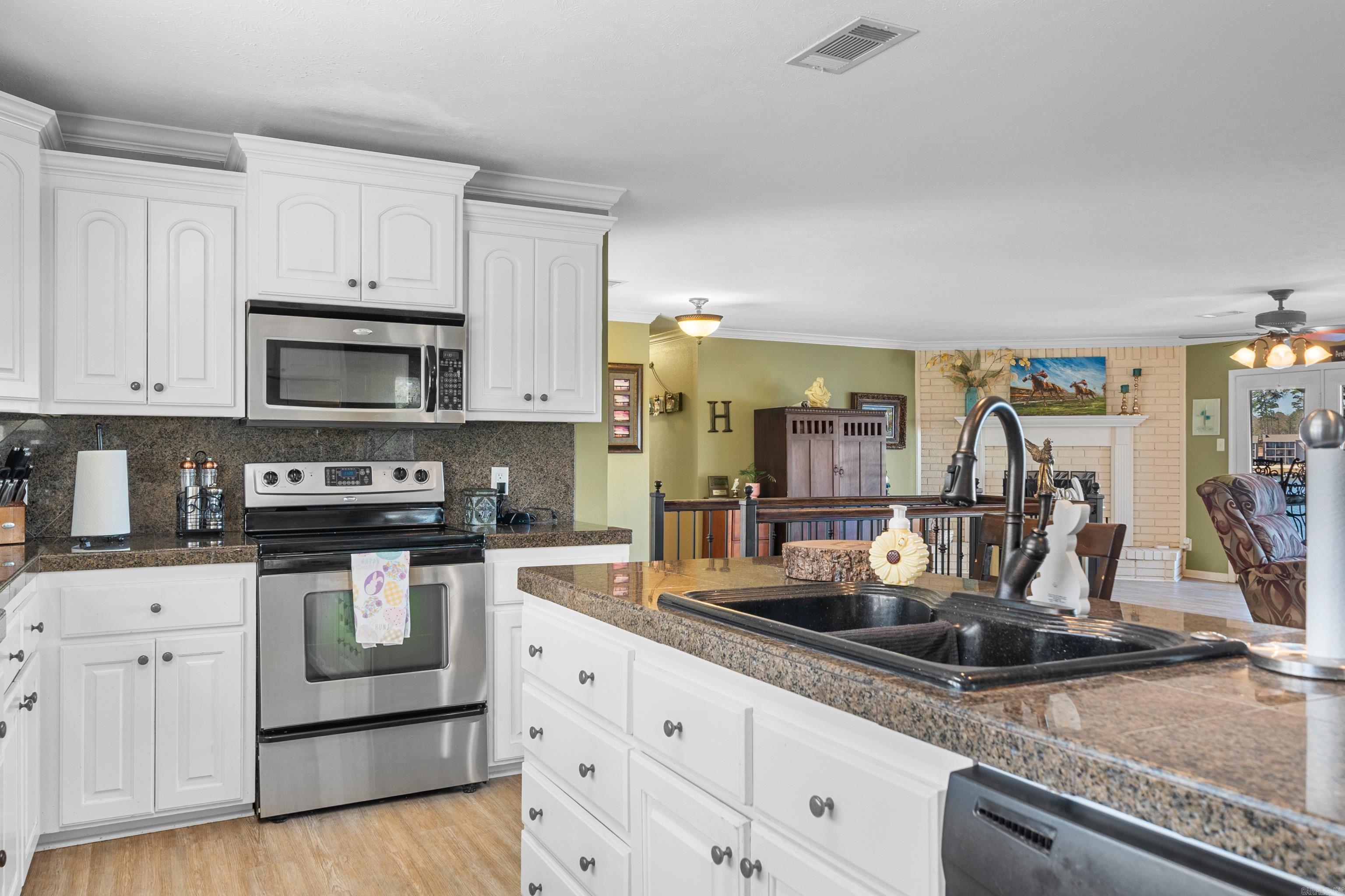 123  Bridgeview  Hot Springs, AR