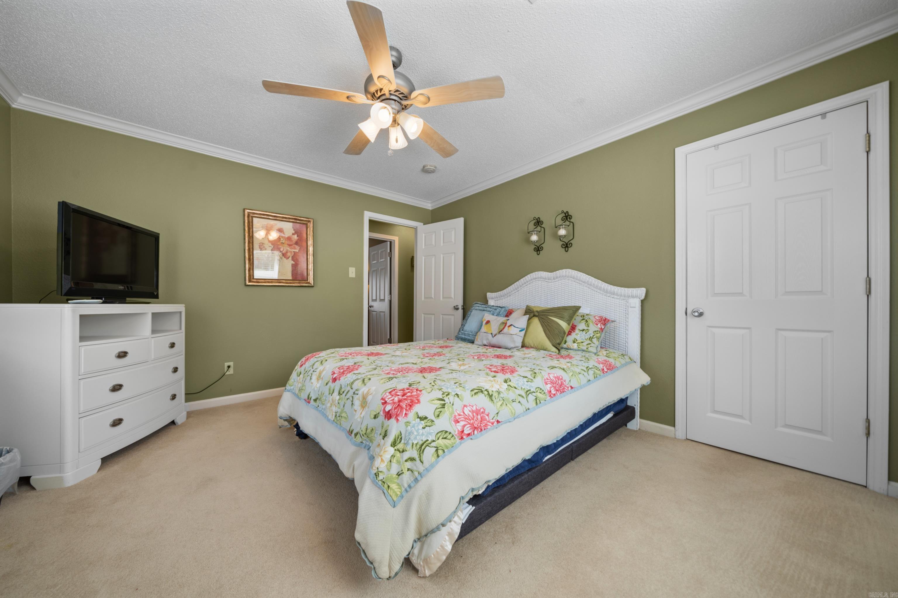 123  Bridgeview  Hot Springs, AR