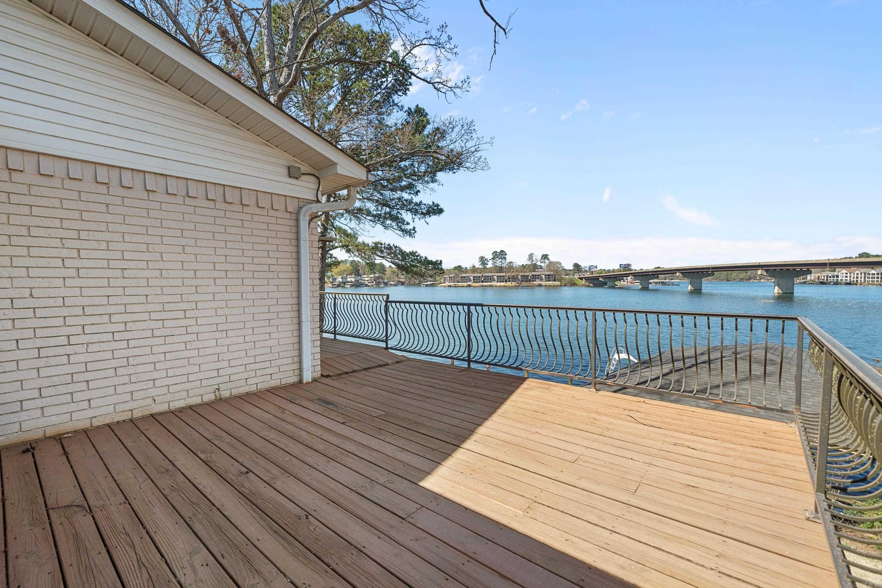 123  Bridgeview  Hot Springs, AR