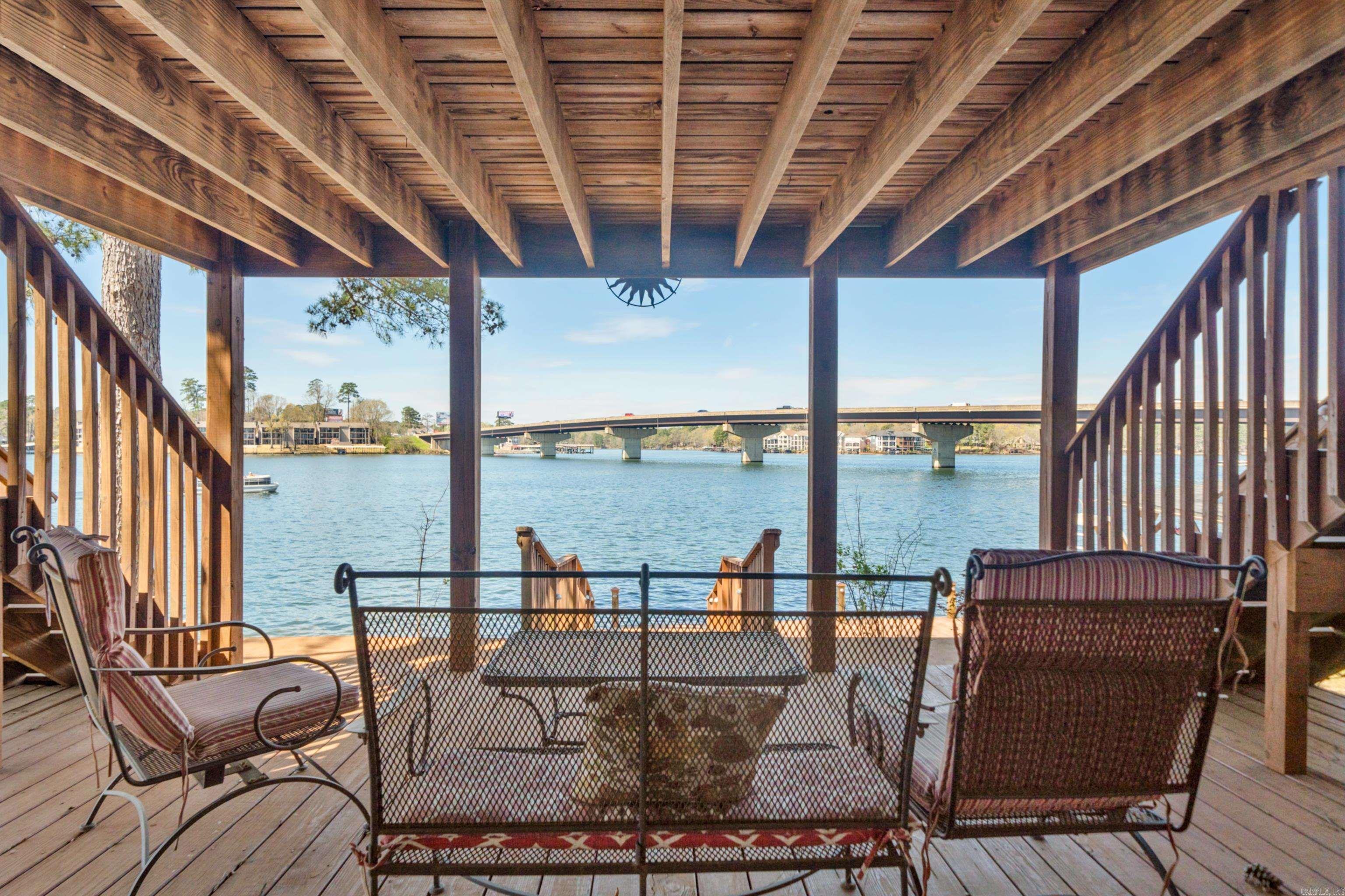 123  Bridgeview  Hot Springs, AR