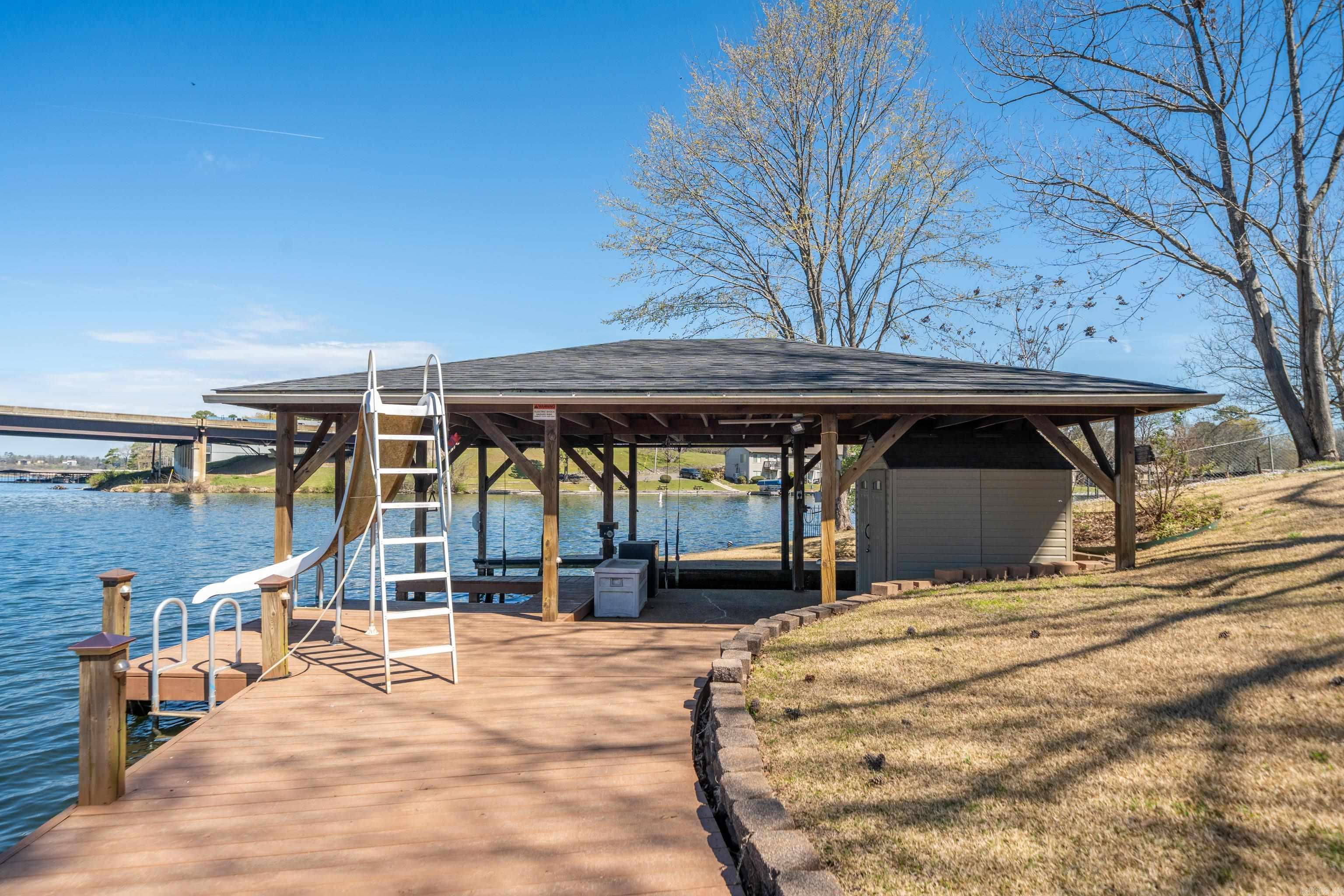123  Bridgeview  Hot Springs, AR