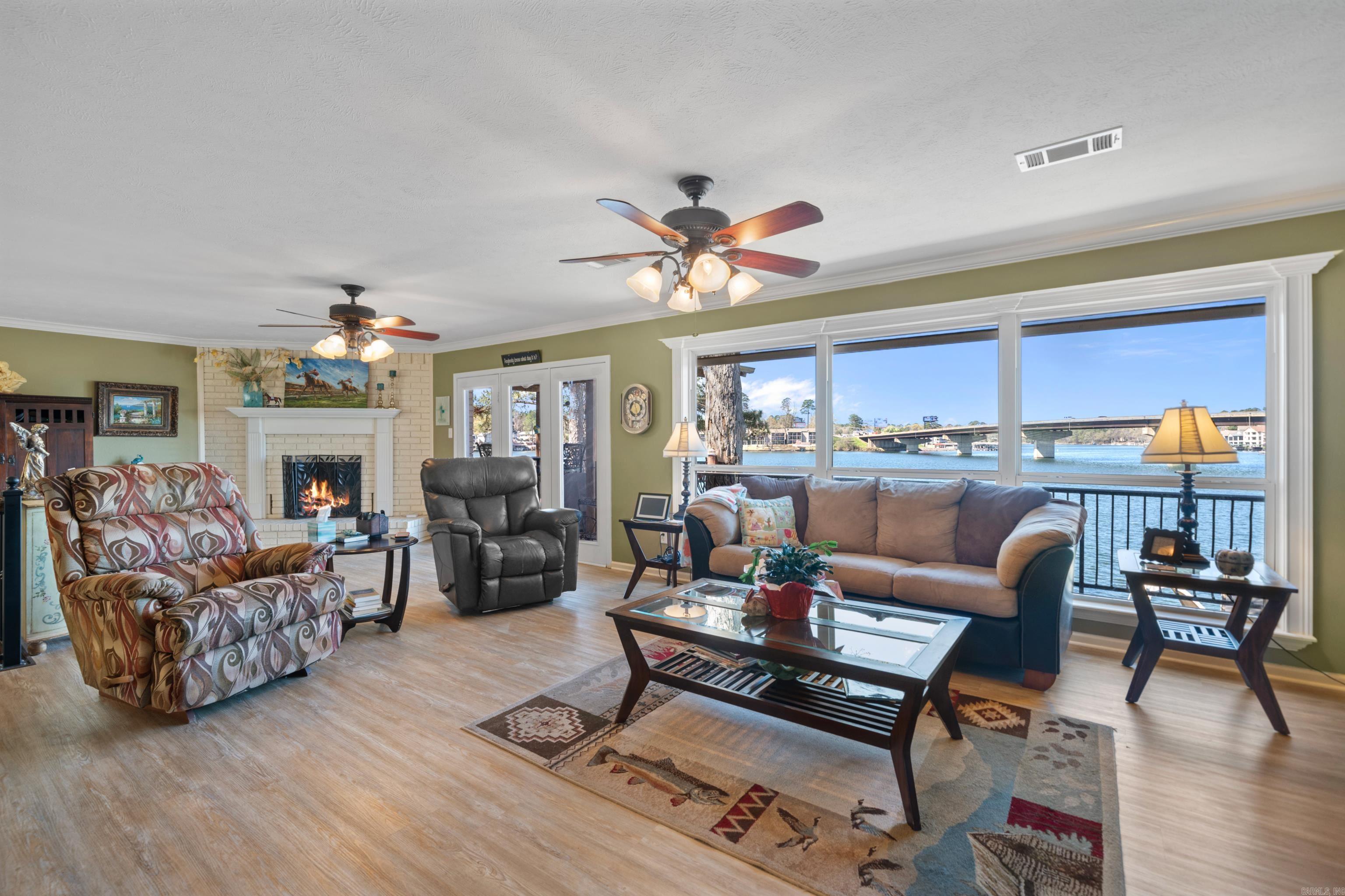 123  Bridgeview  Hot Springs, AR