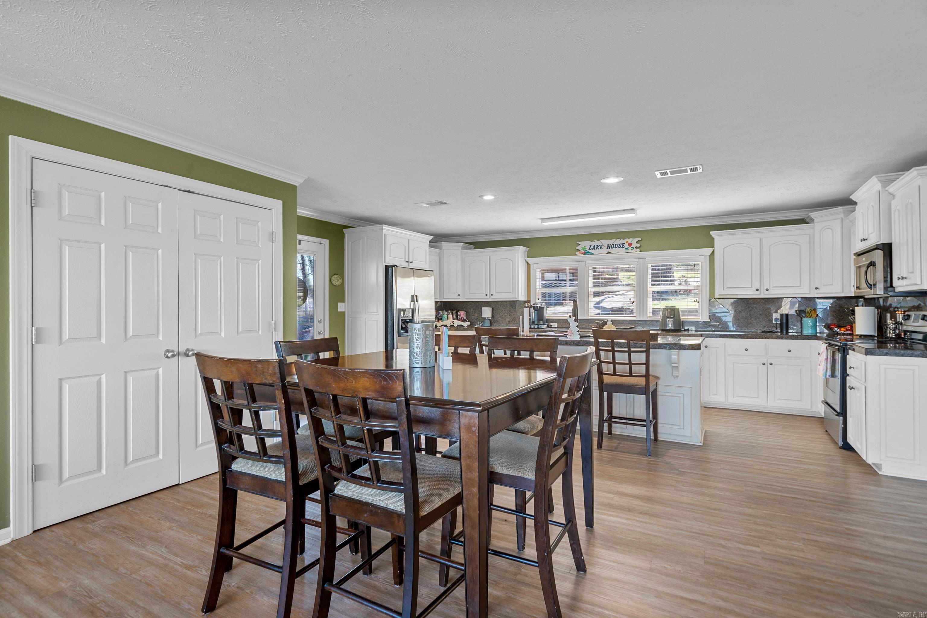123  Bridgeview  Hot Springs, AR