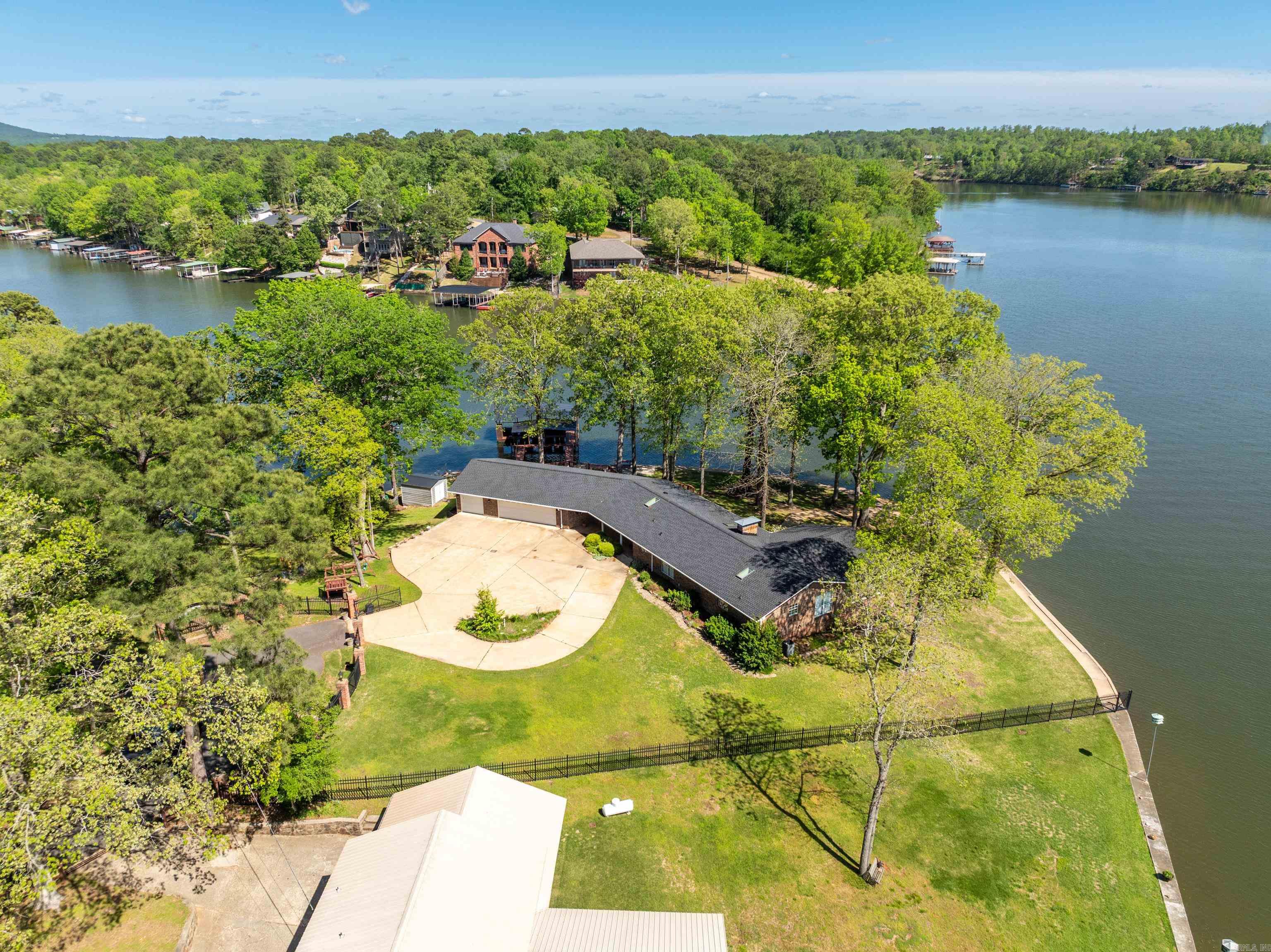 164  Riverside  Hot Springs, AR