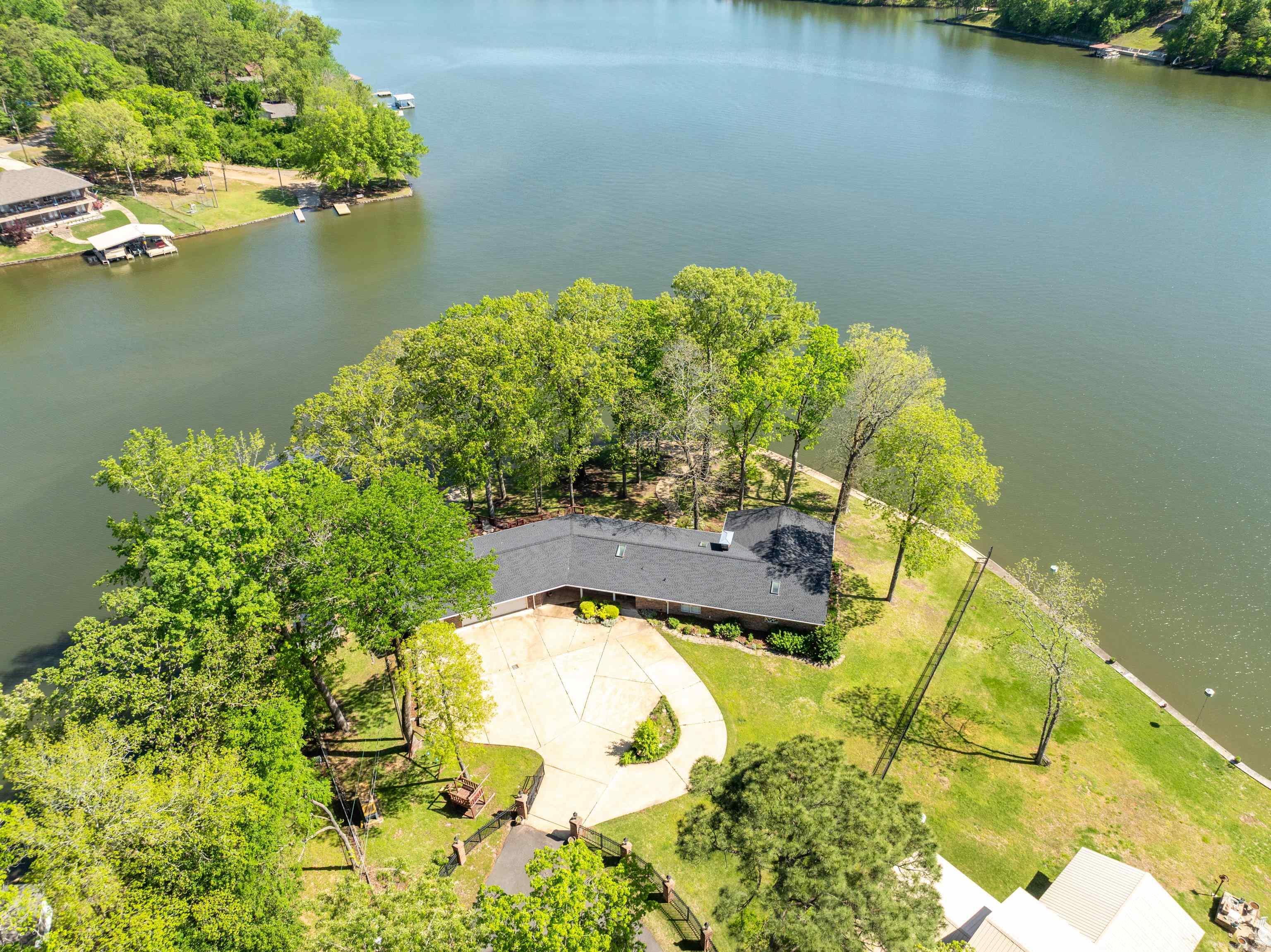 164  Riverside  Hot Springs, AR