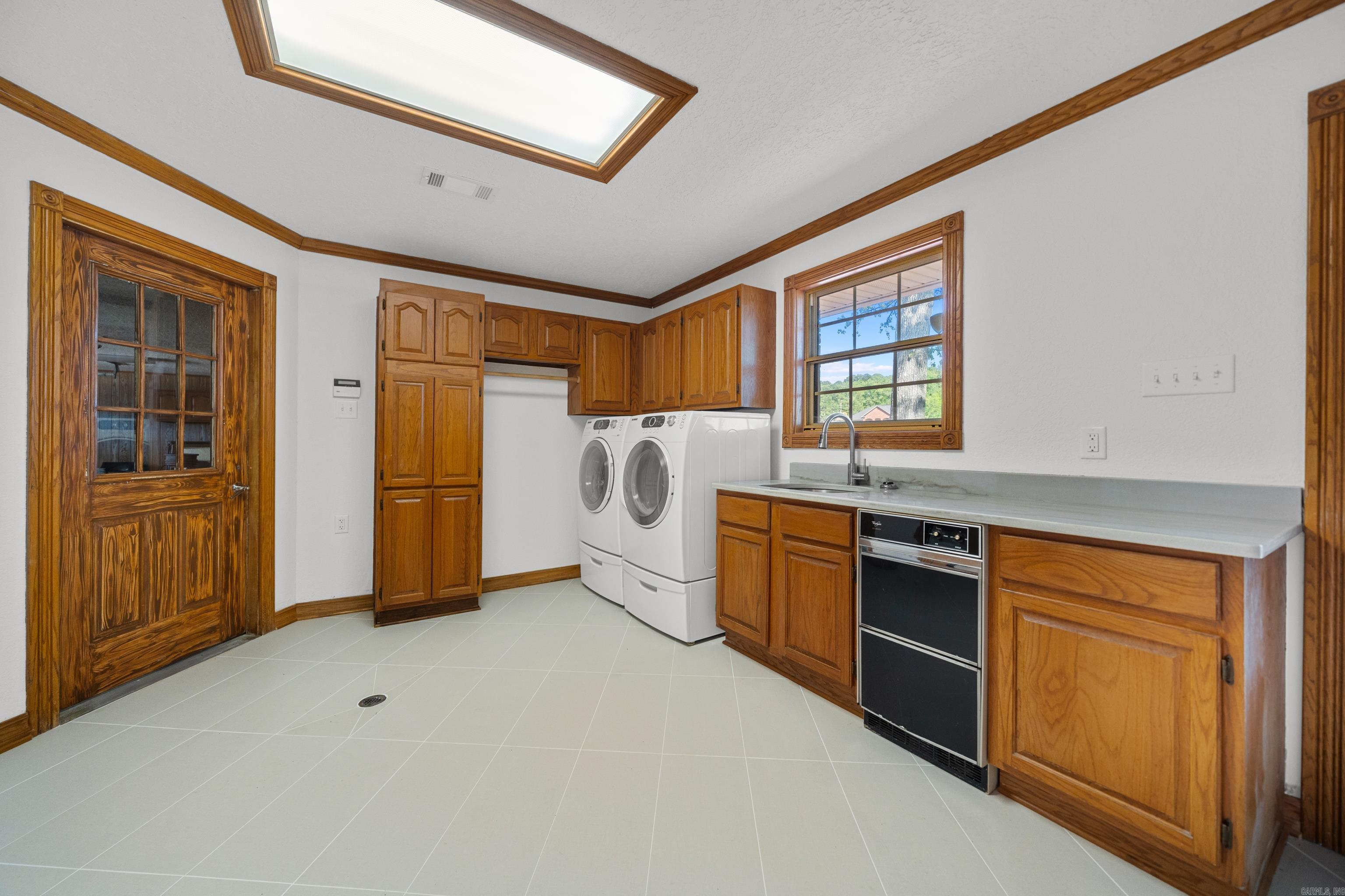 164  Riverside  Hot Springs, AR