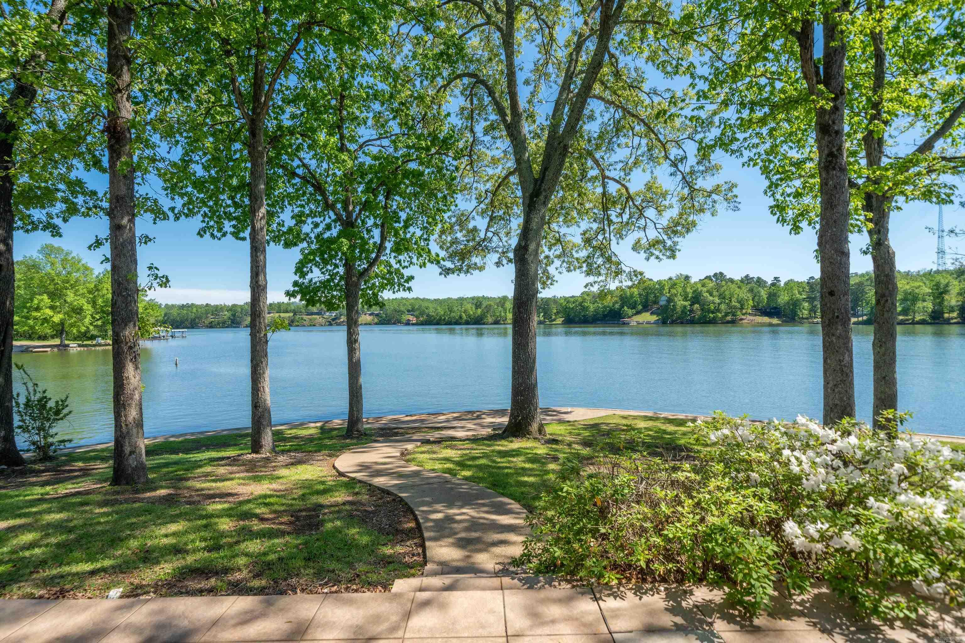 164  Riverside  Hot Springs, AR