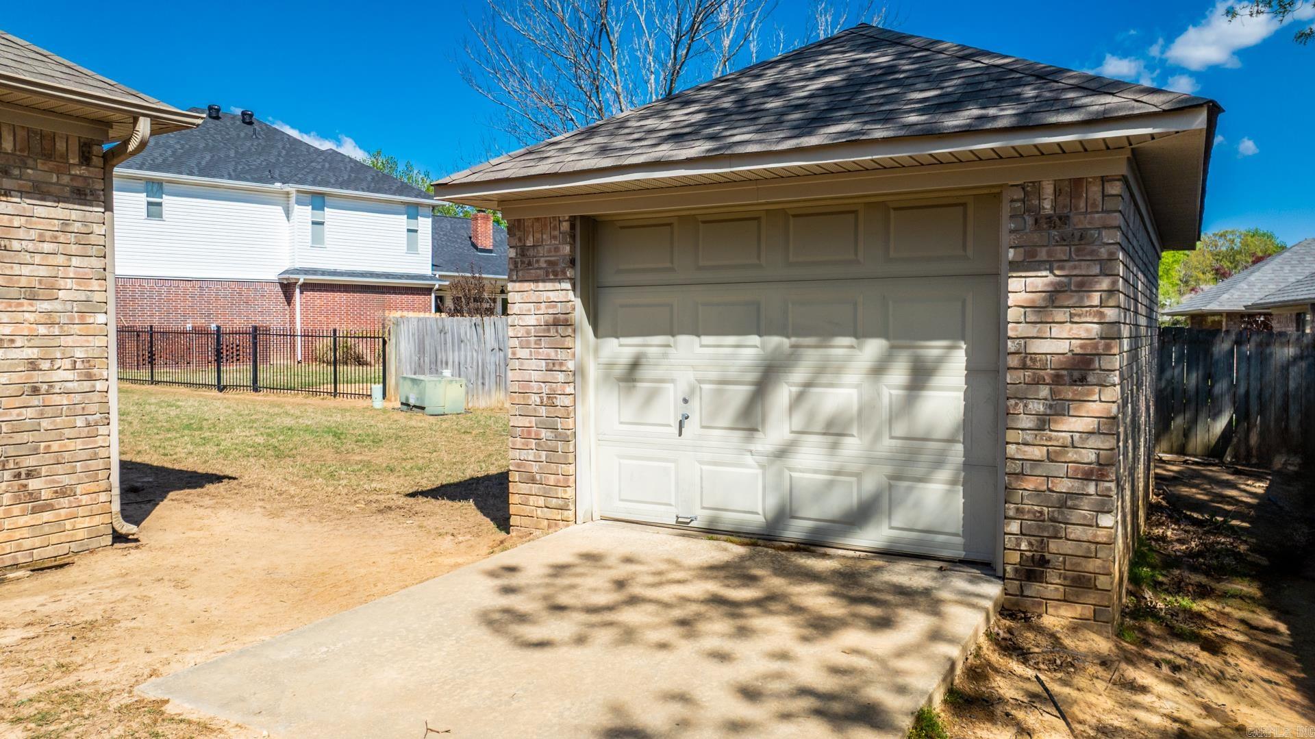 3720  McConnell Dr  Conway, AR