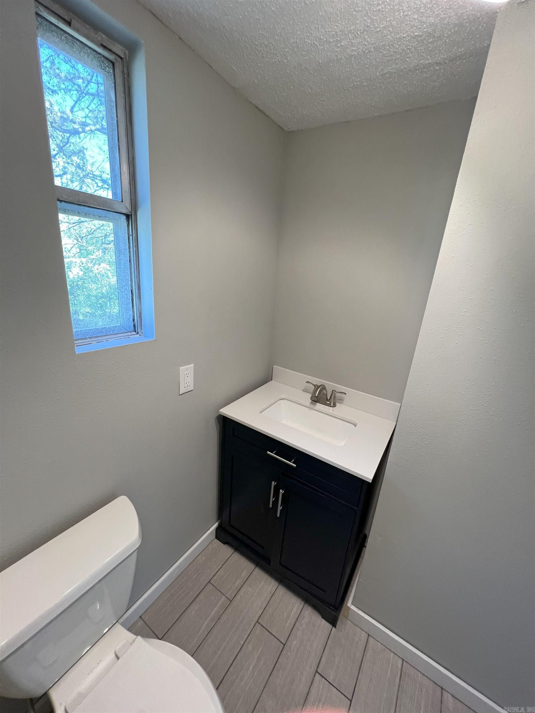 14  Avon Pl  Little Rock, AR