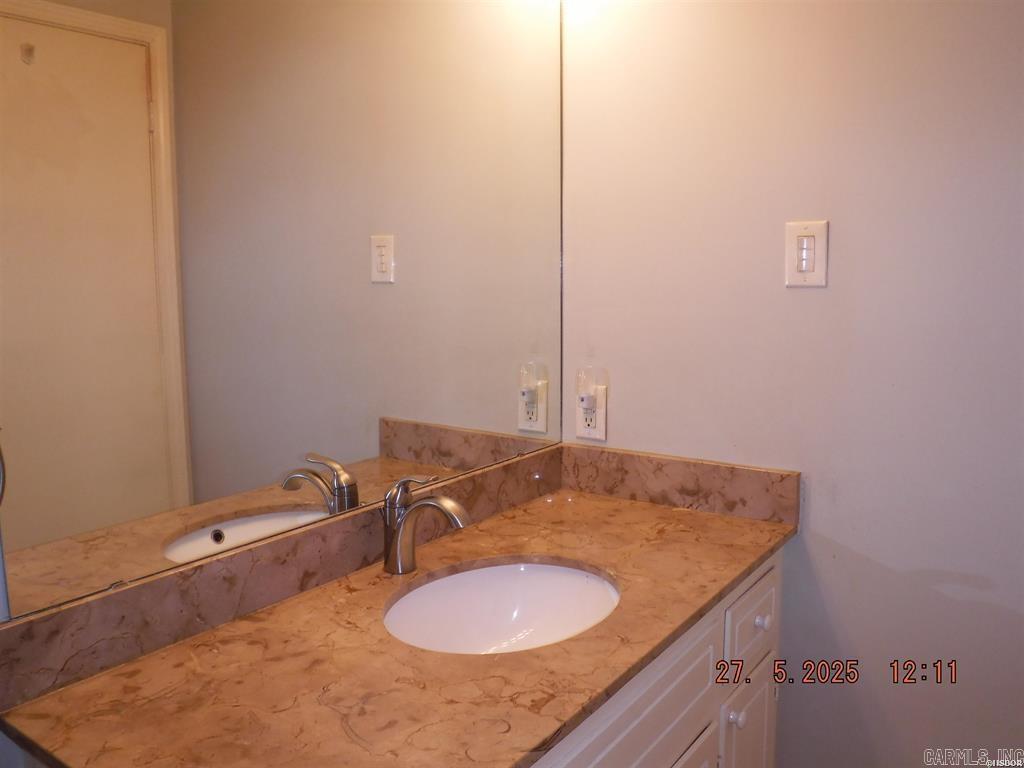 109  Indian Hills  Hot Springs, AR