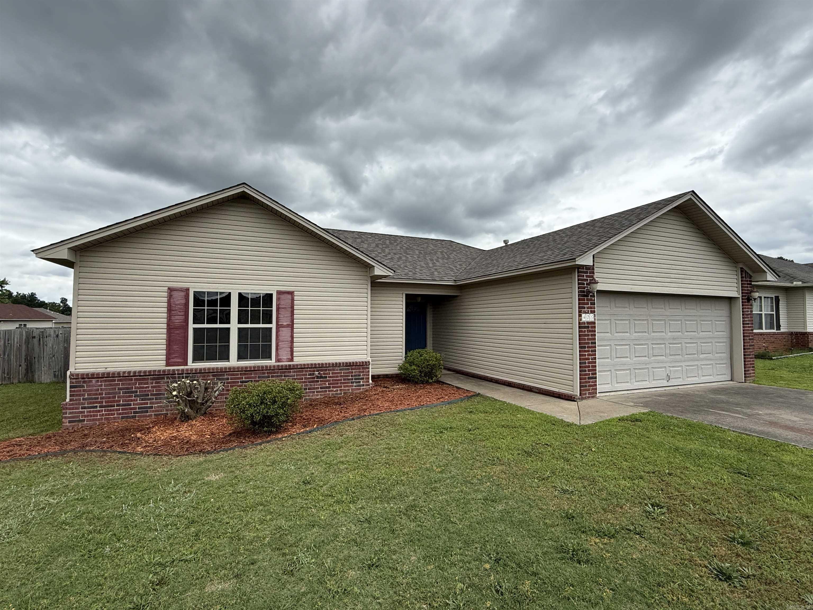 406  Apricot St  Austin, AR