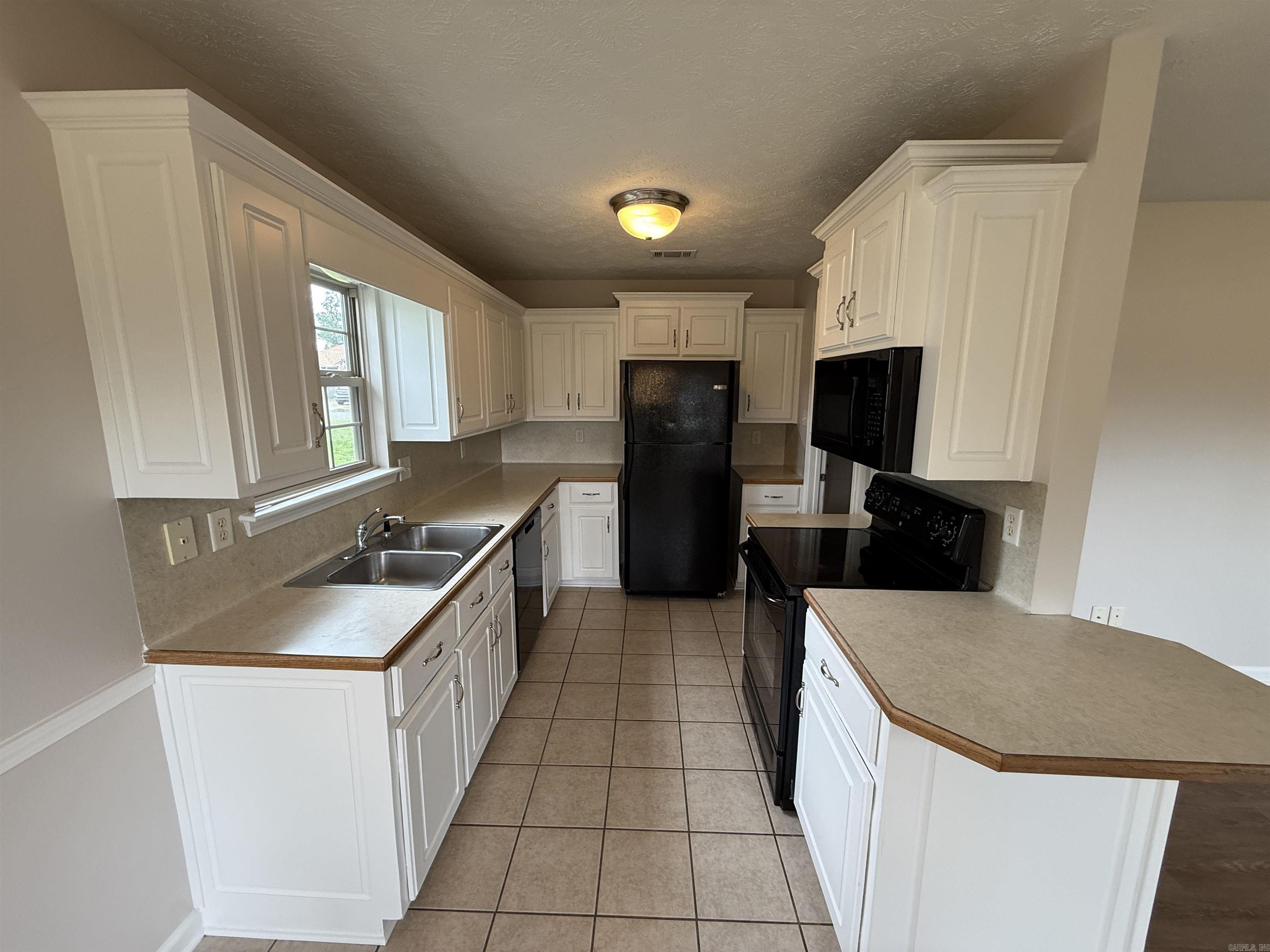 406  Apricot St  Austin, AR