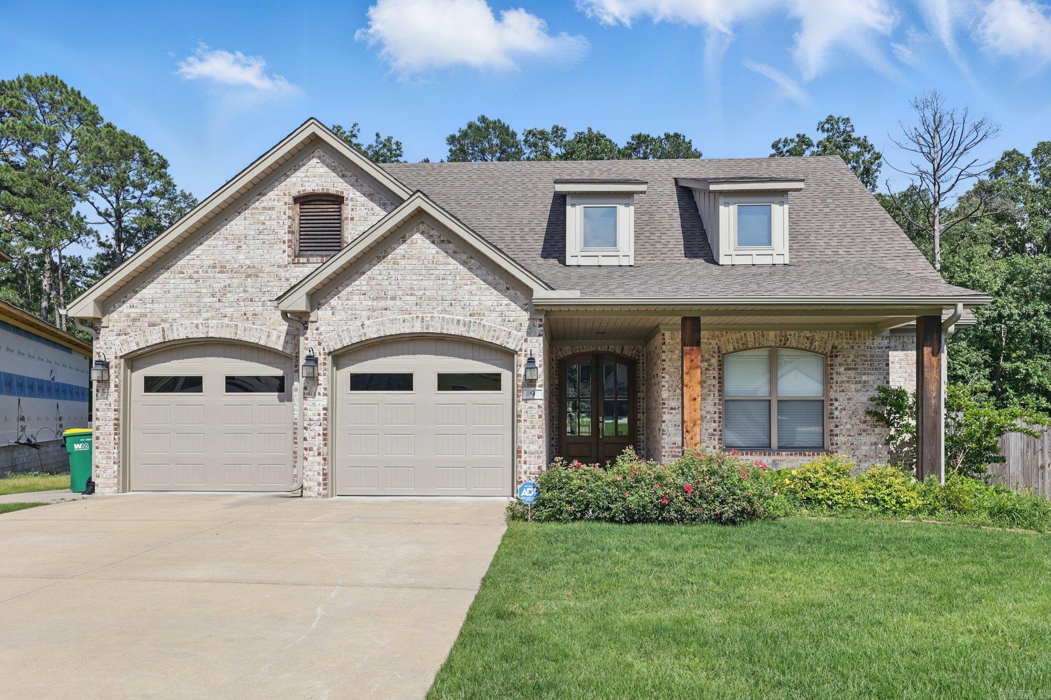 9  Quartz  Little Rock, AR