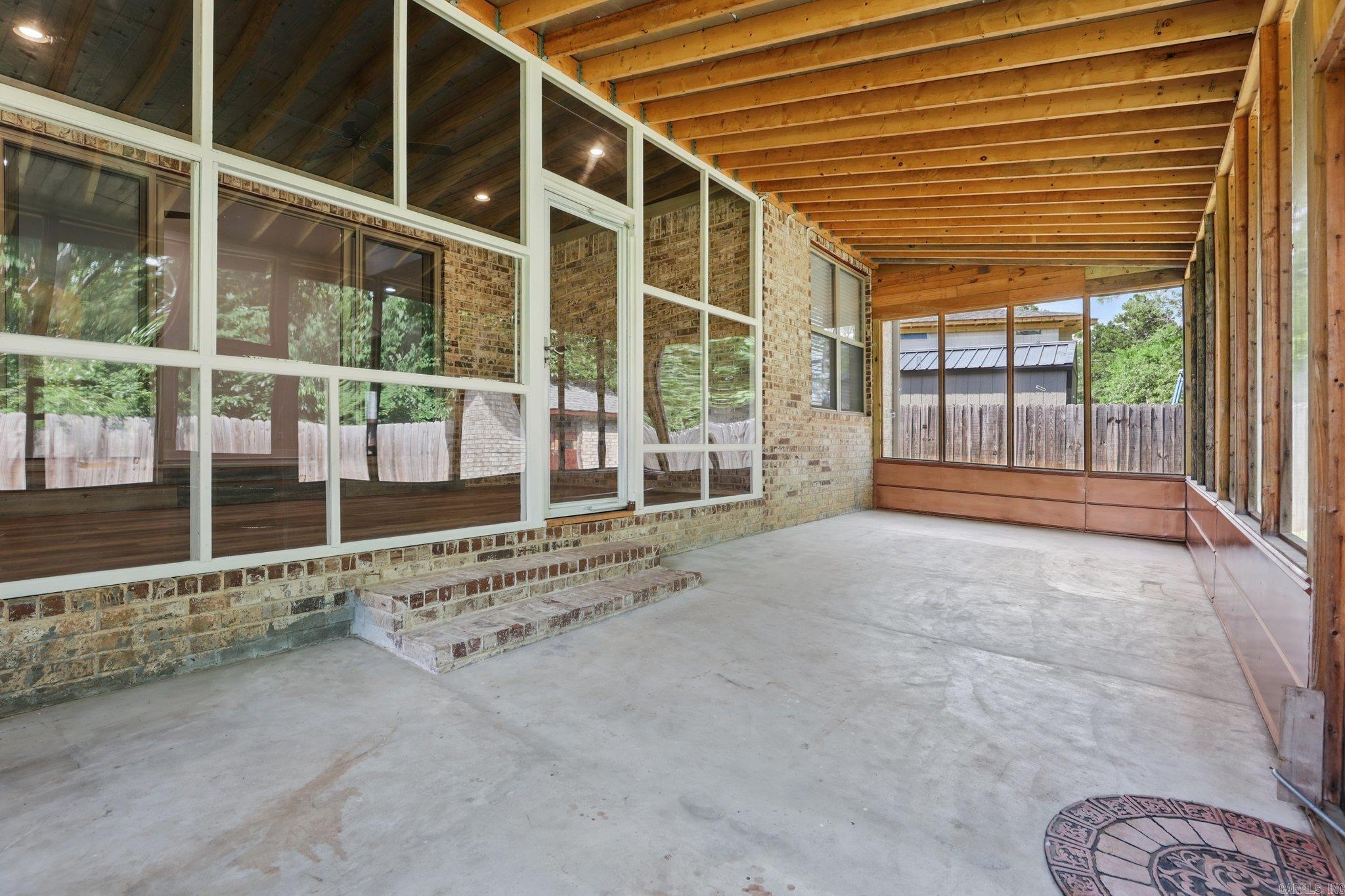 9  Quartz  Little Rock, AR