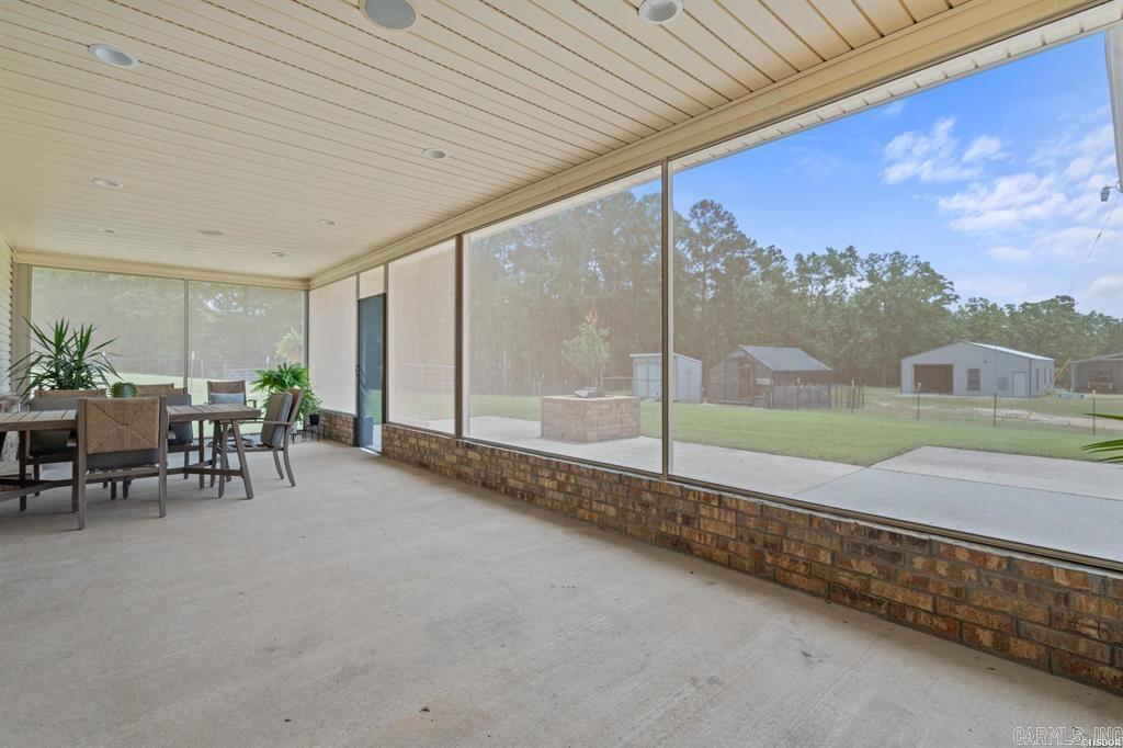 545  Ford  Royal, AR