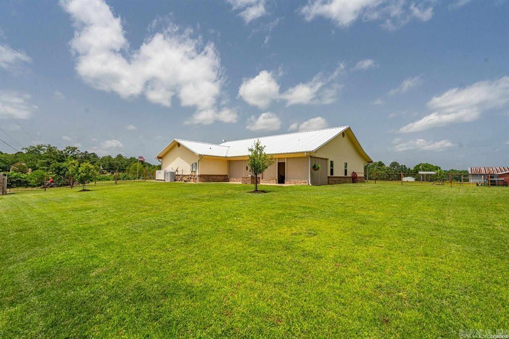 545  Ford  Royal, AR