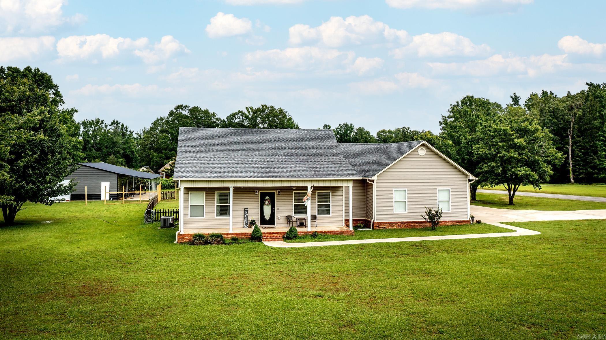 420  Saddle Brook  Austin, AR