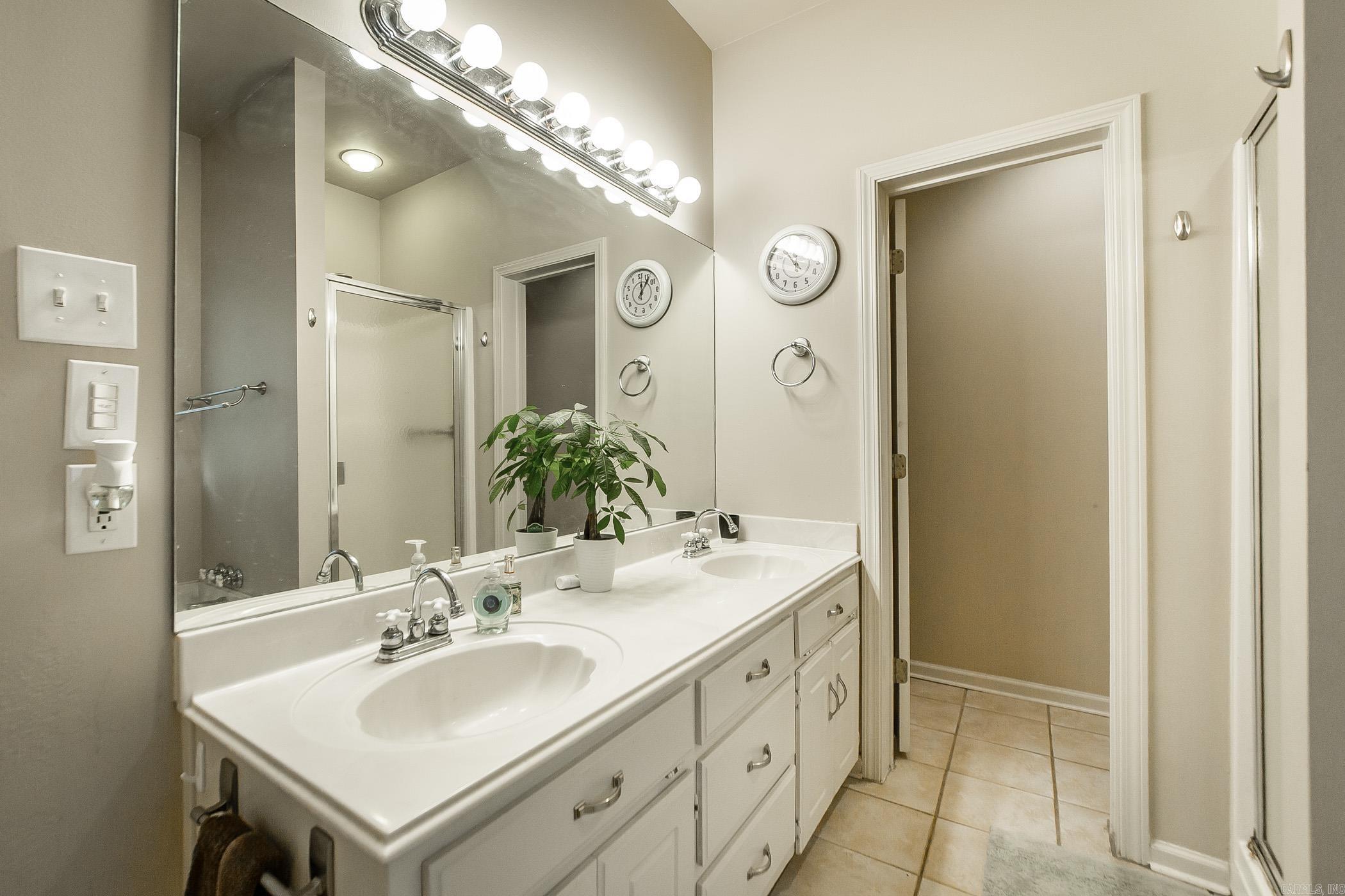 420  Saddle Brook  Austin, AR
