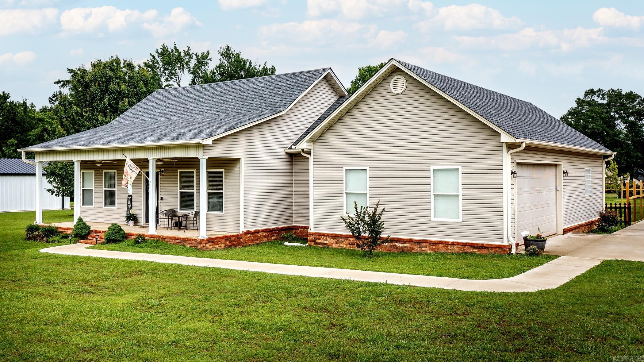420  Saddle Brook  Austin, AR
