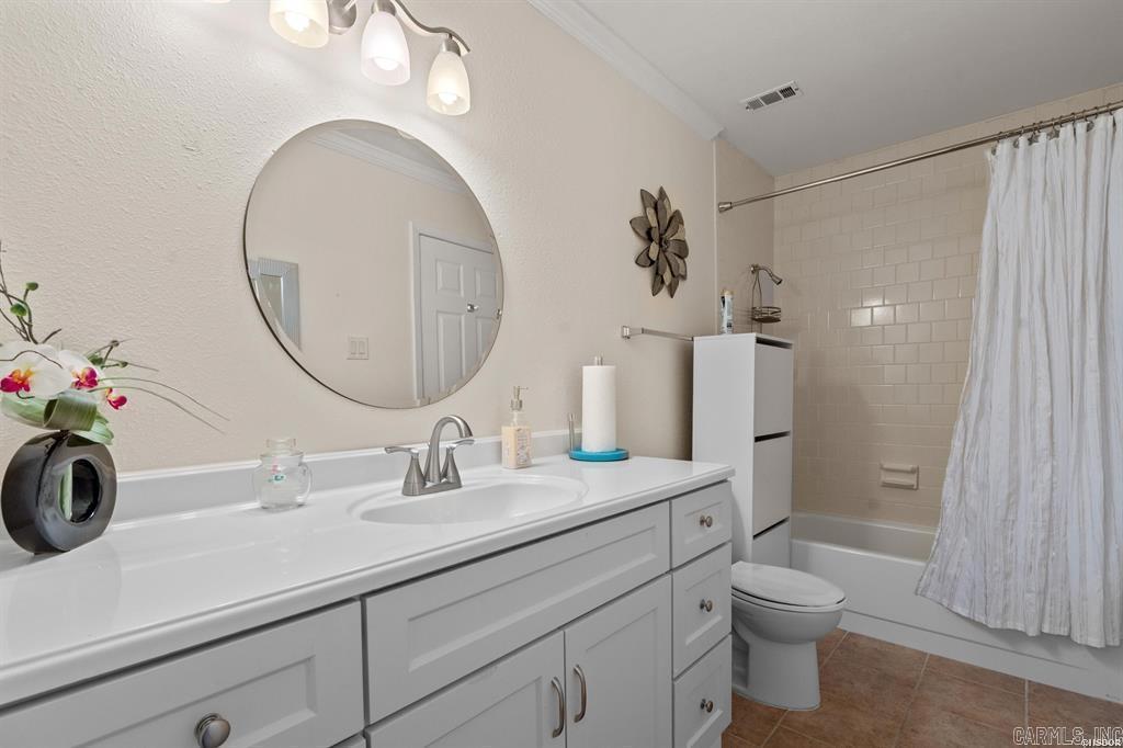 160  Cooper  Hot Springs, AR