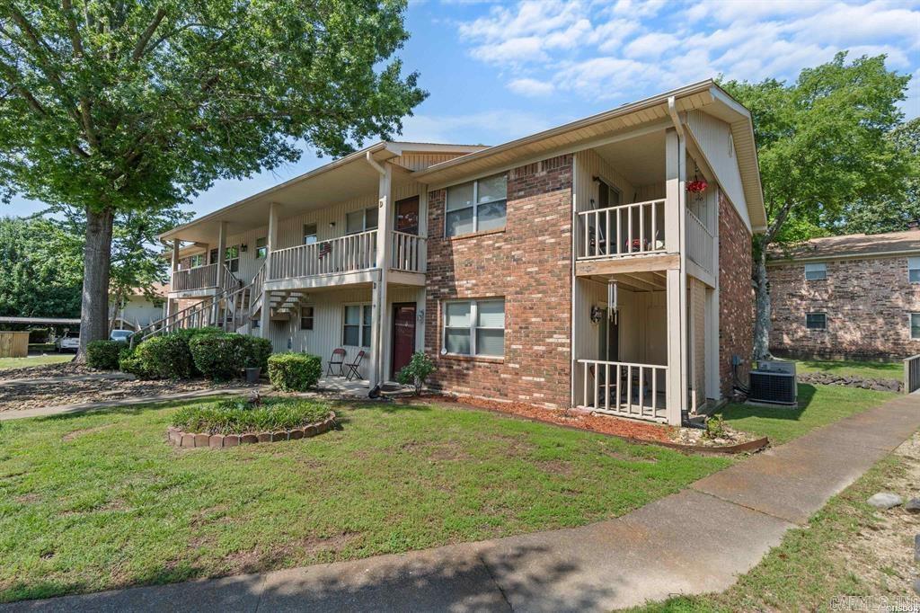 160  Cooper  Hot Springs, AR