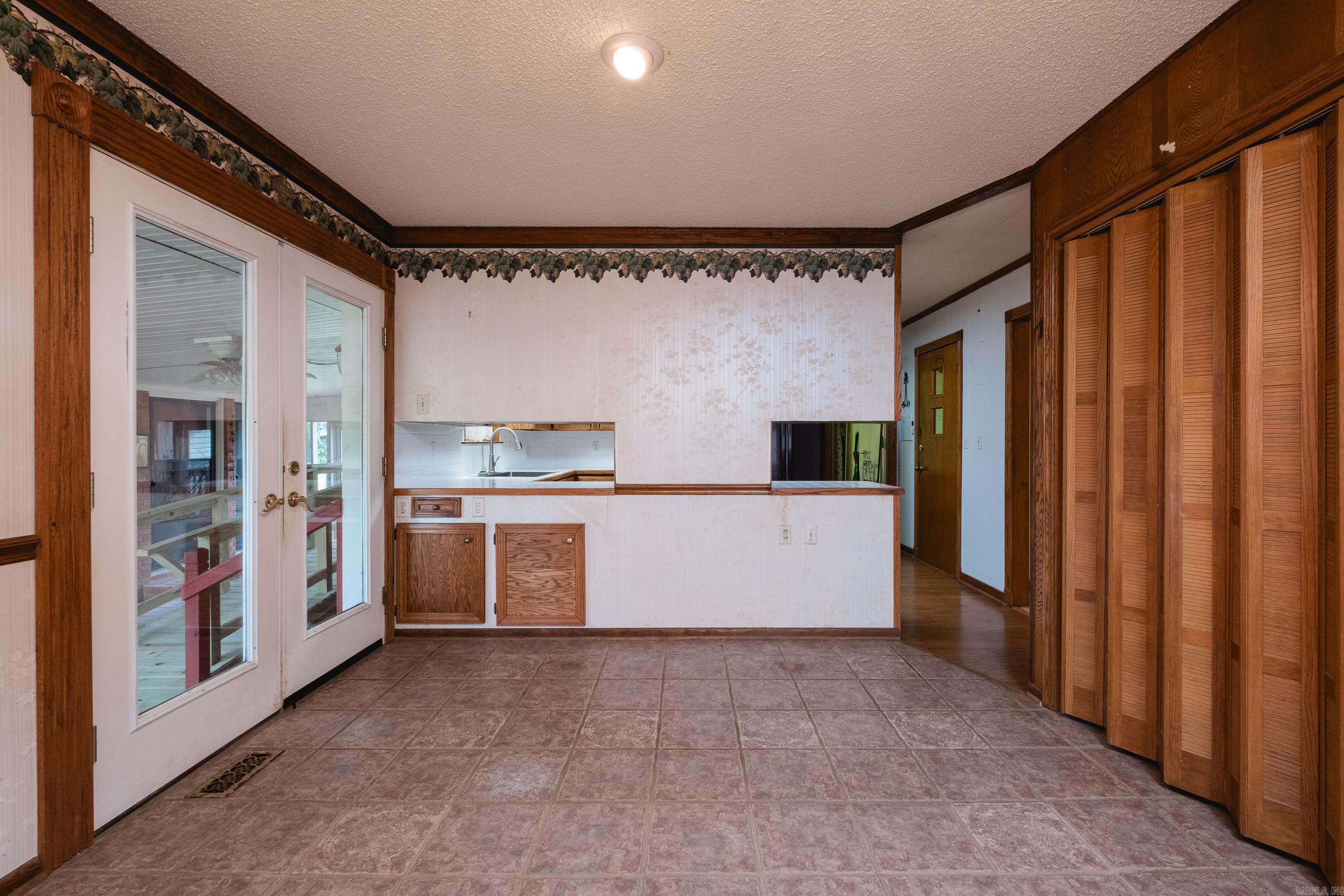 4976  Hwy 9  Springfield, AR