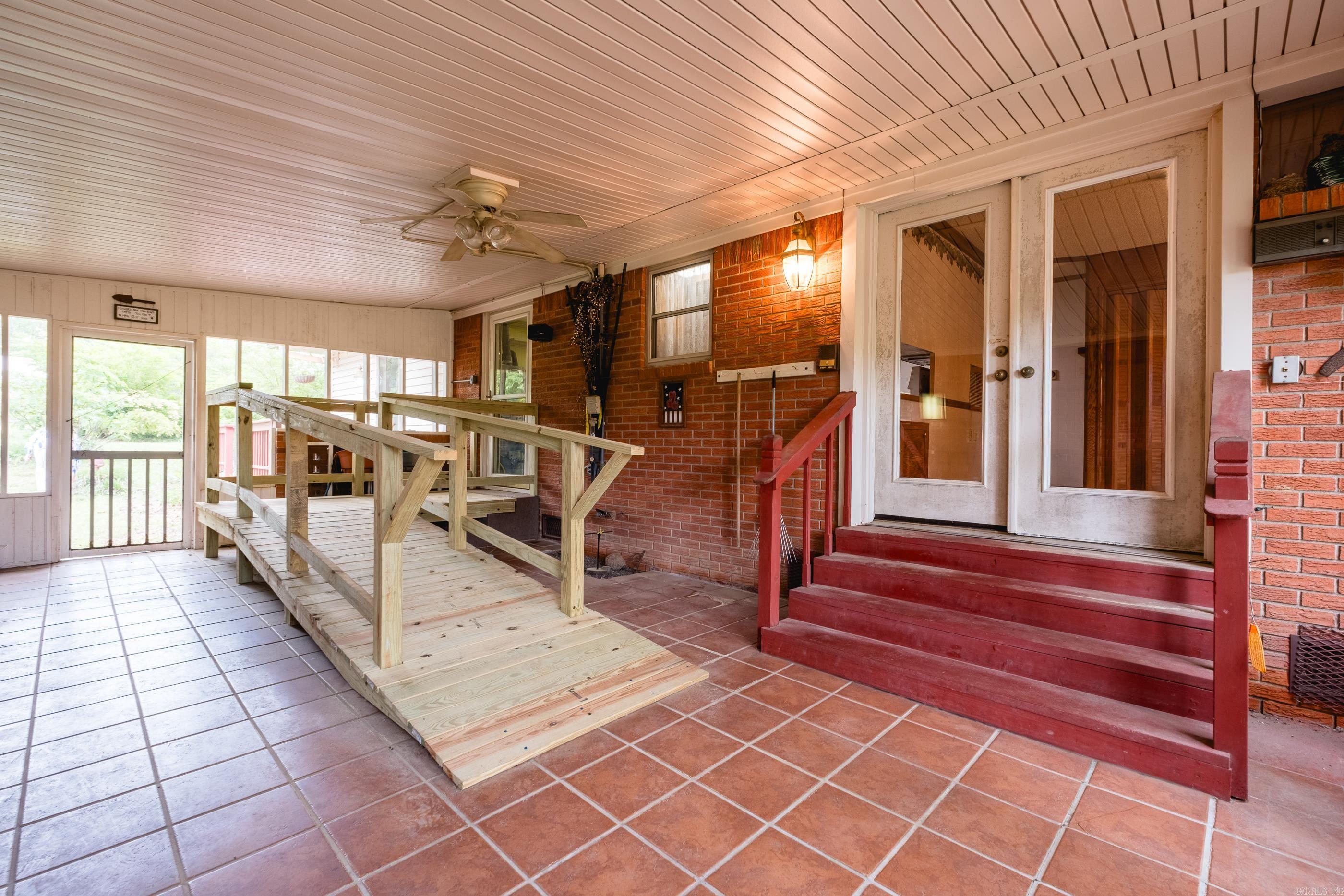 4976  Hwy 9  Springfield, AR
