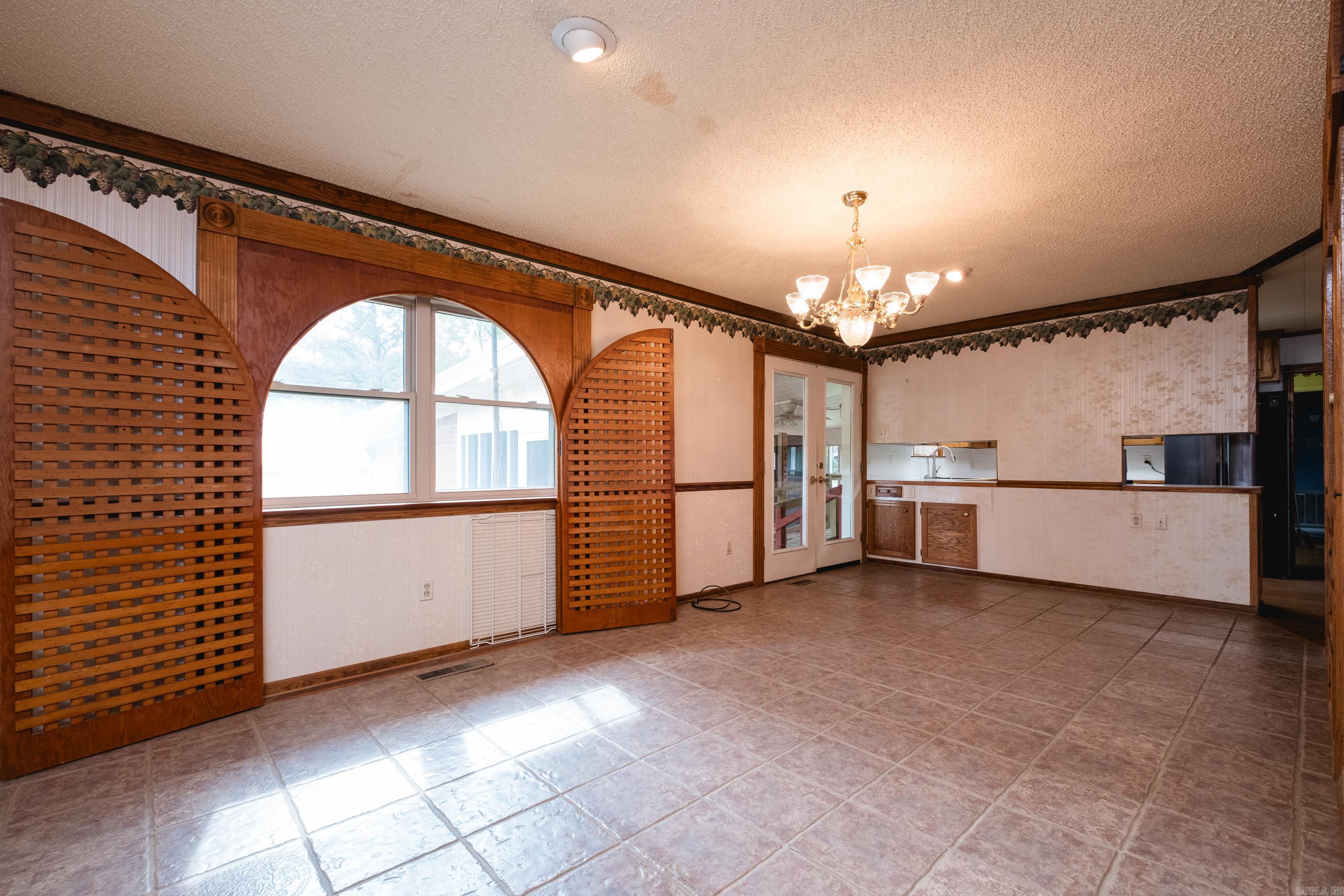 4976  Hwy 9  Springfield, AR