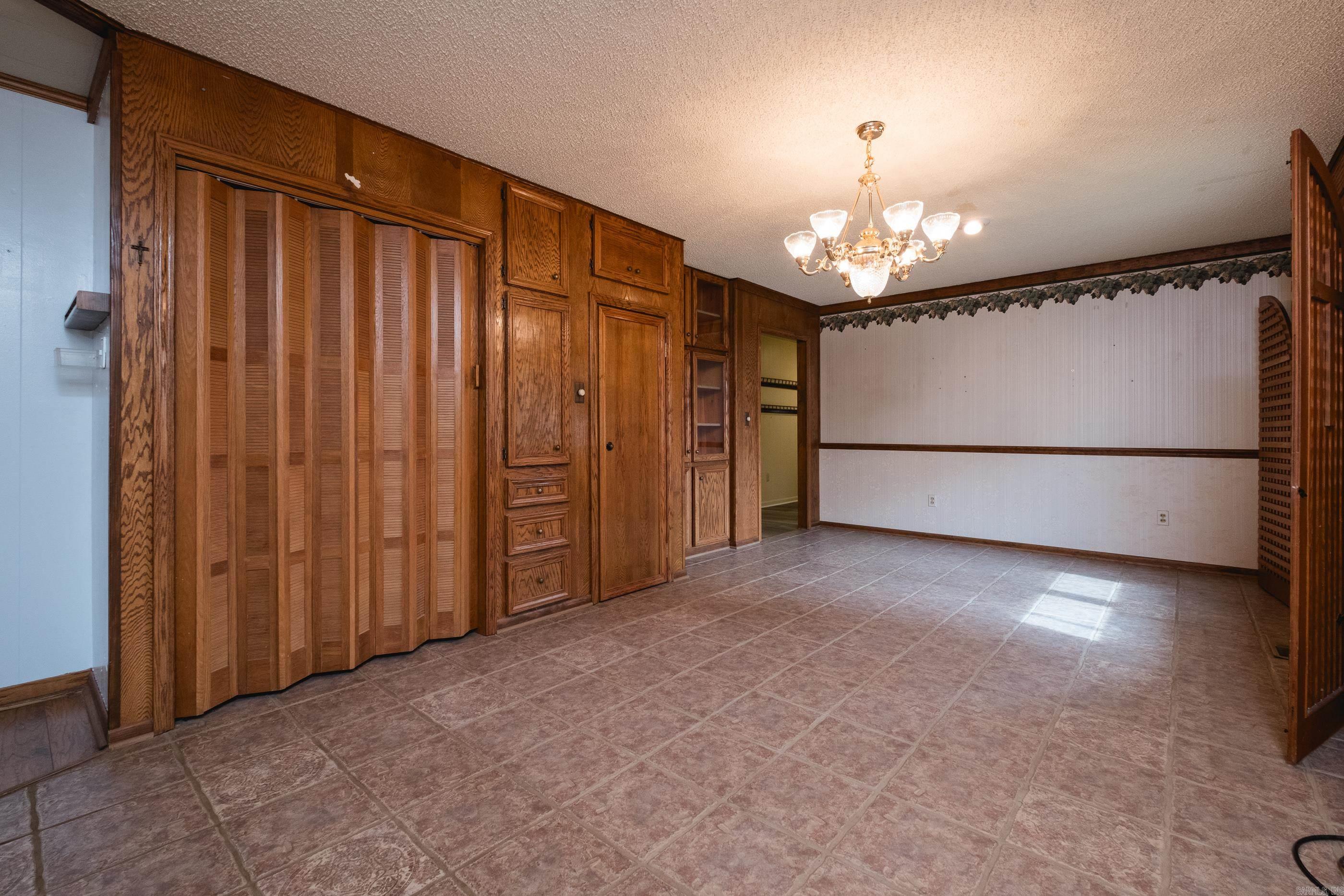 4976  Hwy 9  Springfield, AR