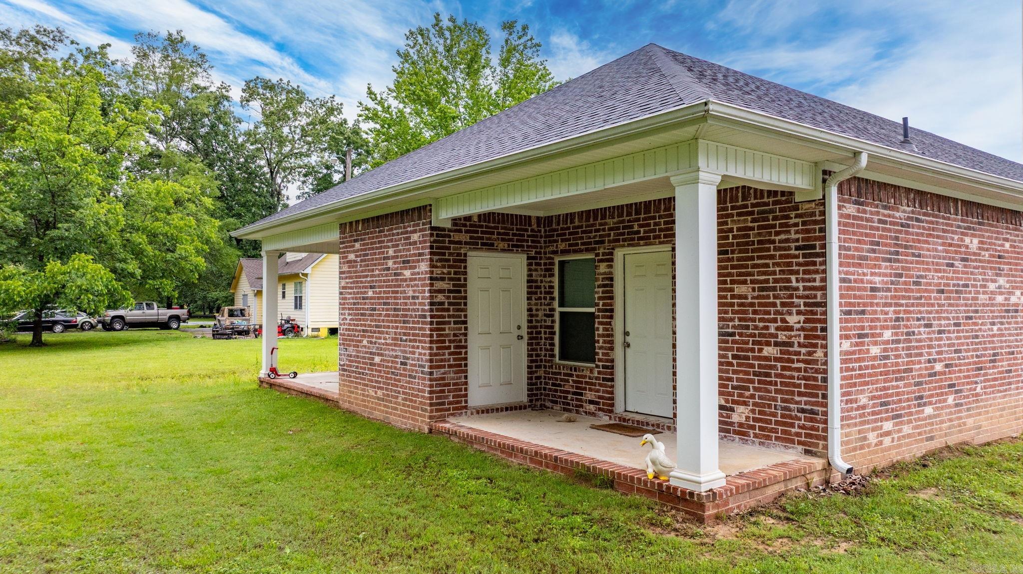 1  Park St, A & B  Mayflower, AR