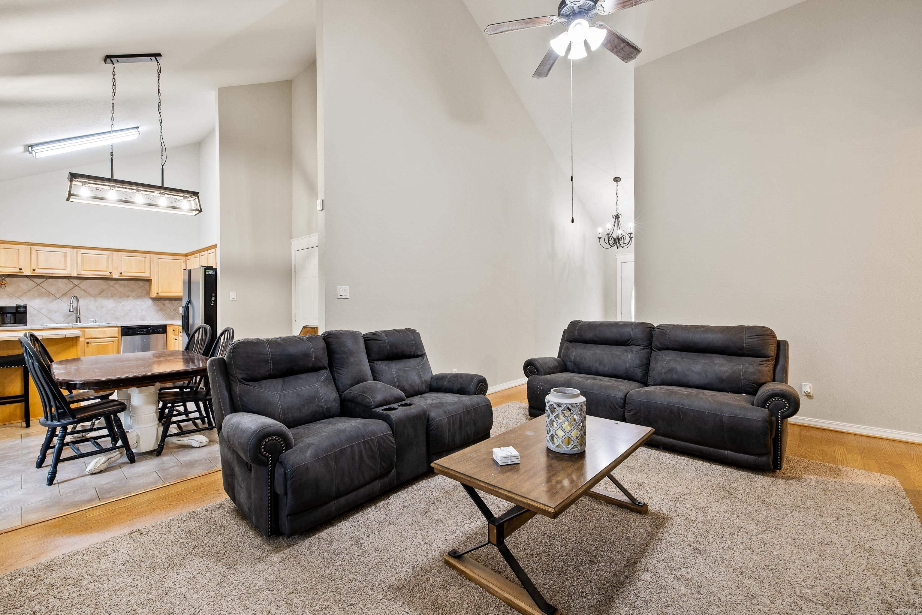 105  Inverness  Benton, AR