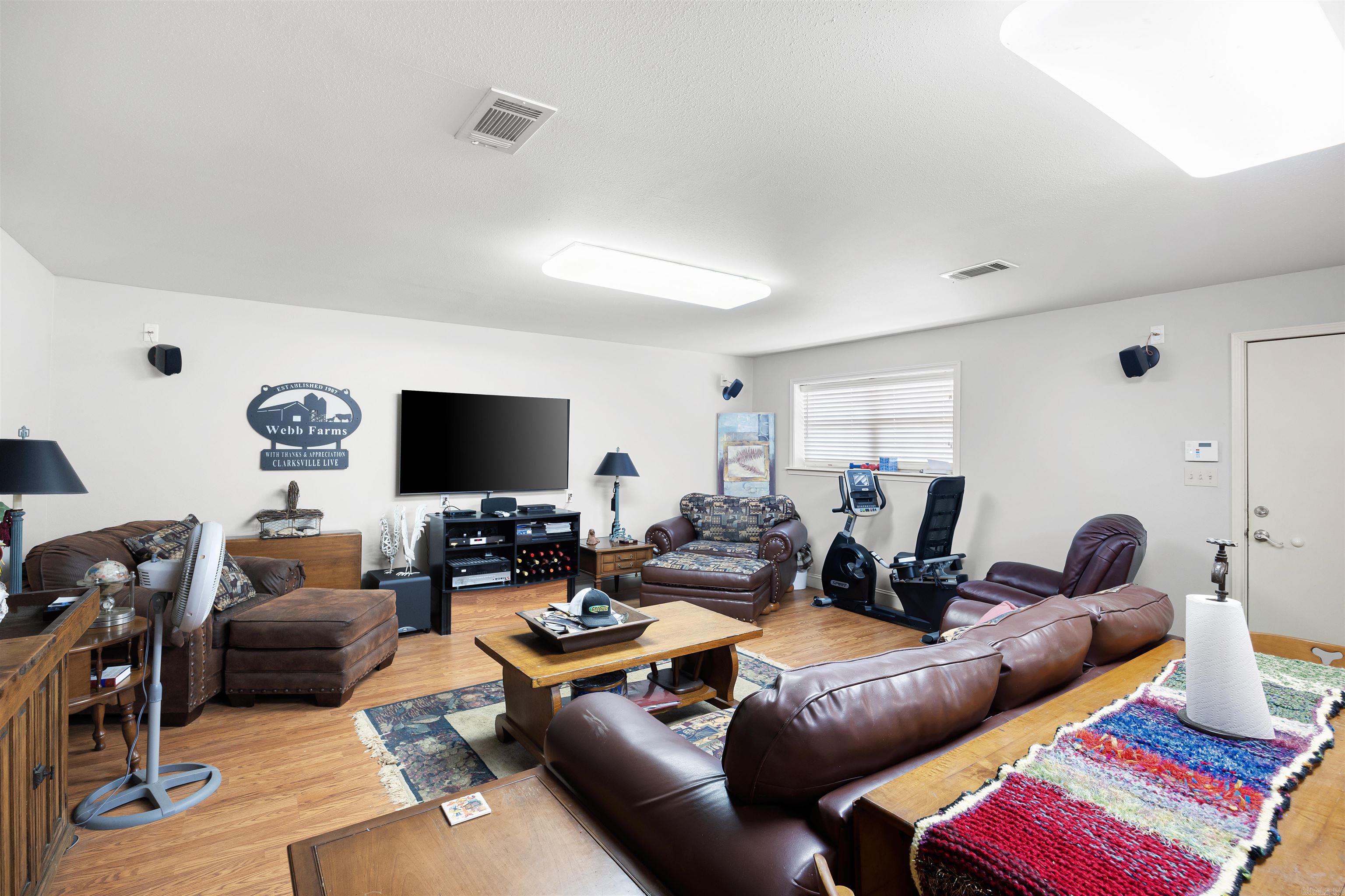 16036 E Us Highway 64  Atkins, AR
