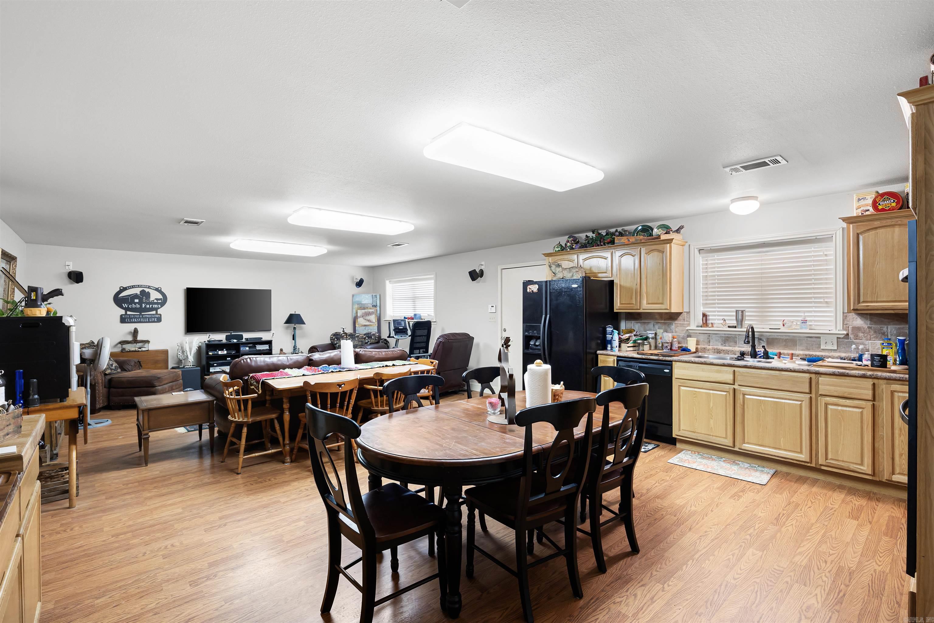 16036 E Us Highway 64  Atkins, AR